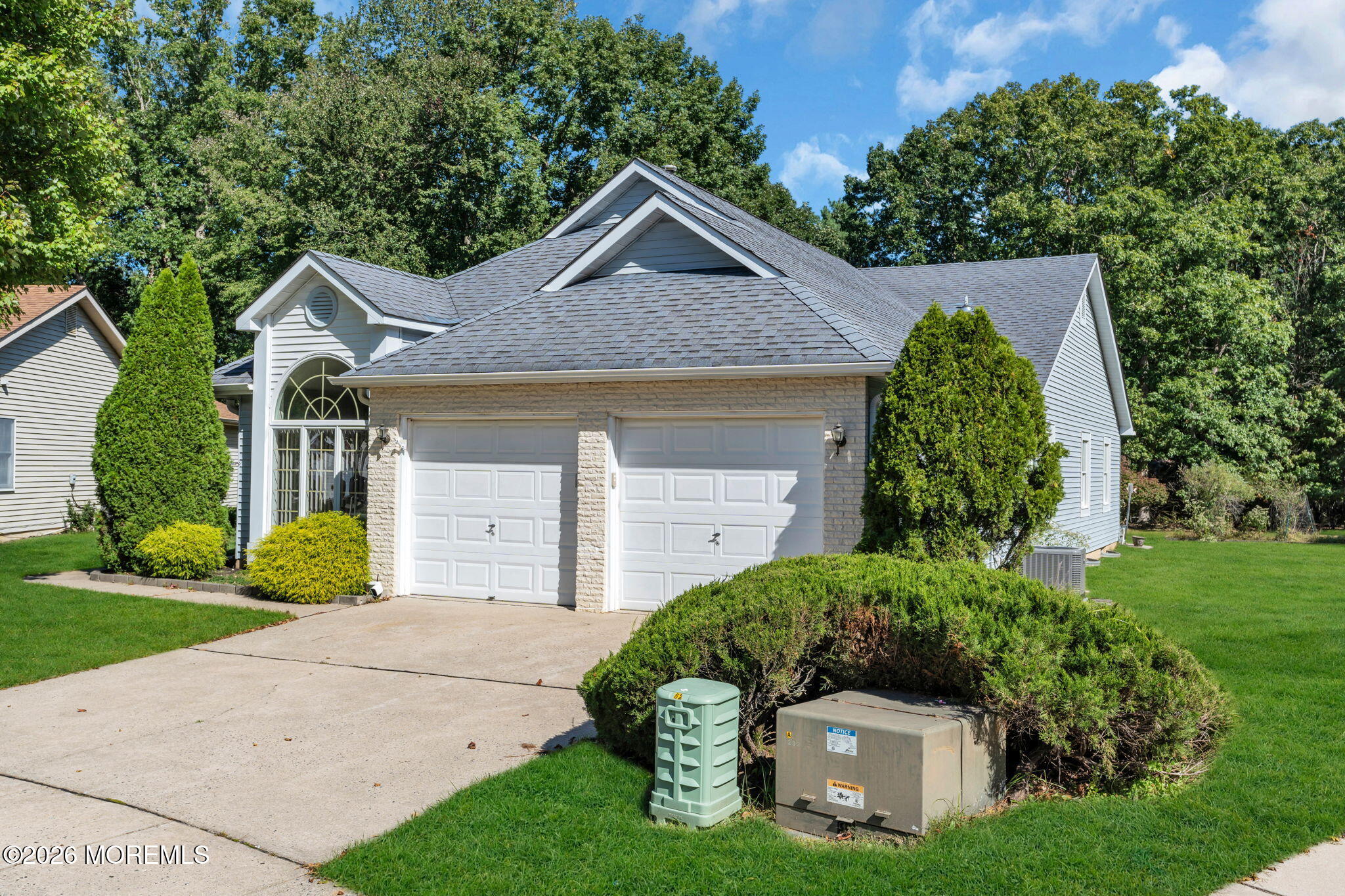 1562 Snowberry Court Image 5