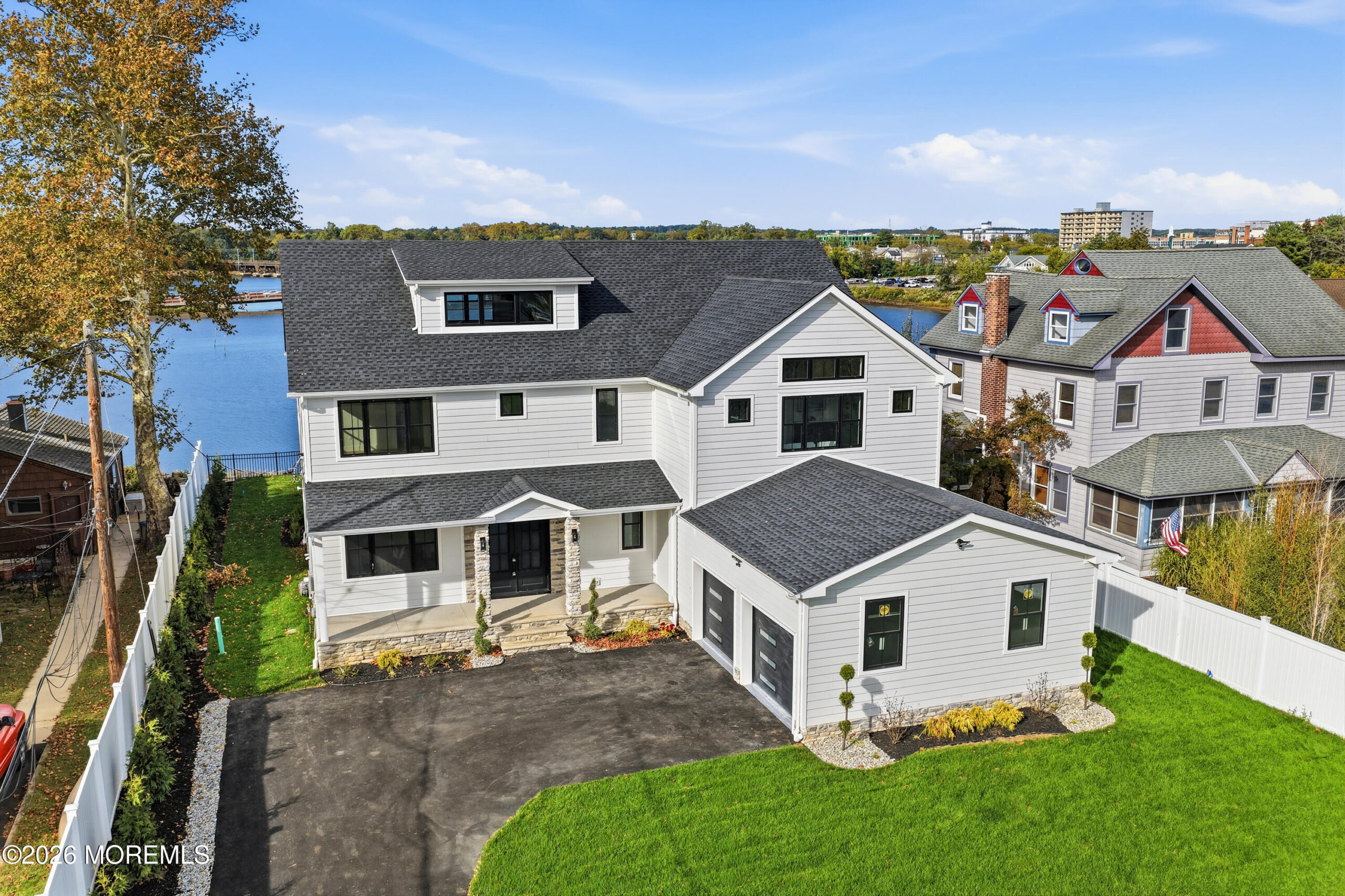 64 Locust Avenue Image 4