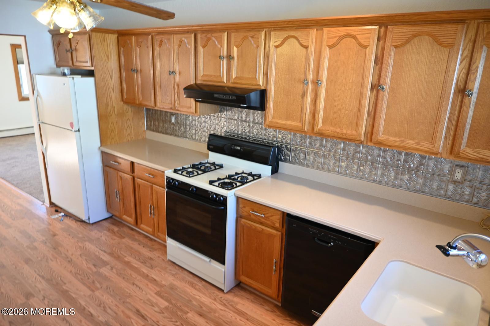348 Costa Mesa Drive Image 4