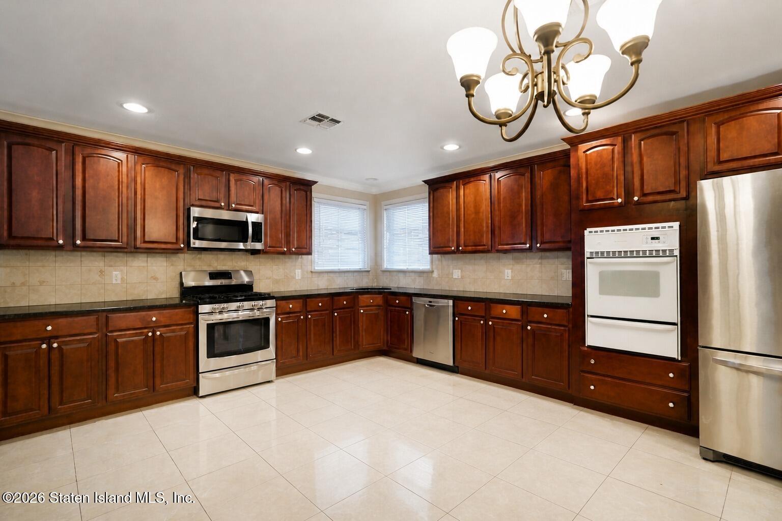 292 Darlington Avenue, Staten Island, NY, 10312 image 16