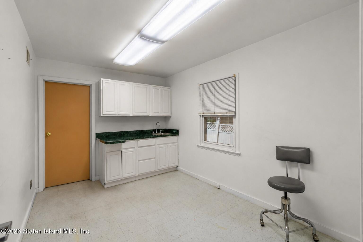 2344 Victory Boulevard, Staten Island, NY, 10314 image 11