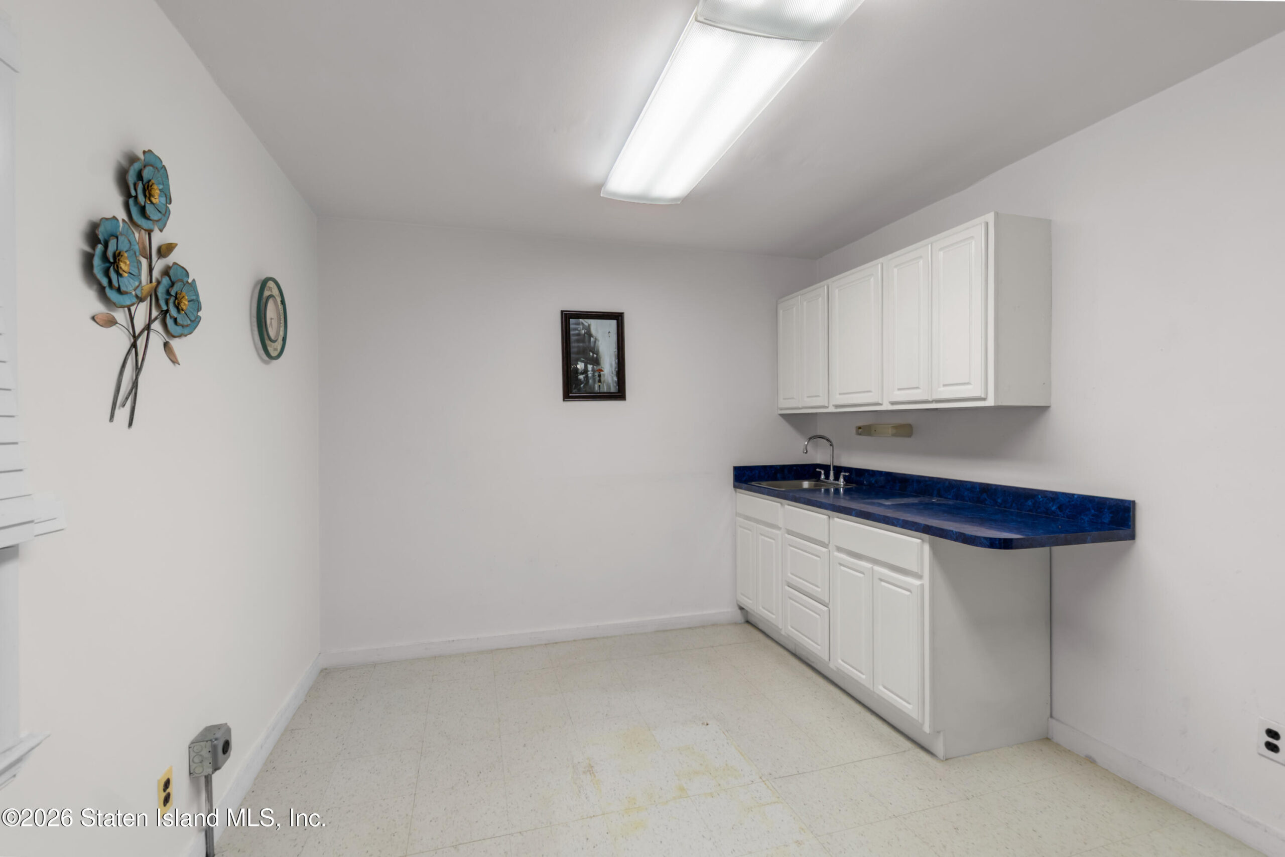 2344 Victory Boulevard, Staten Island, NY, 10314 image 18
