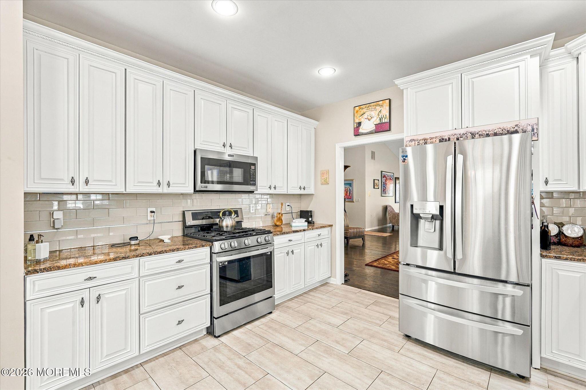 10 Salter Court, Manalapan, NJ, 07726 image 16