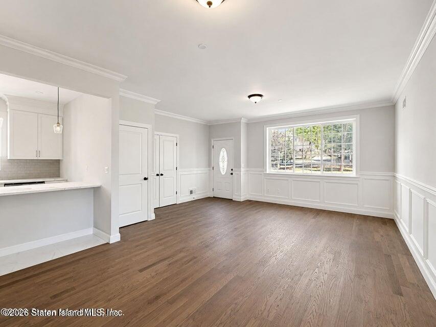 6907 Amboy Road Image 3