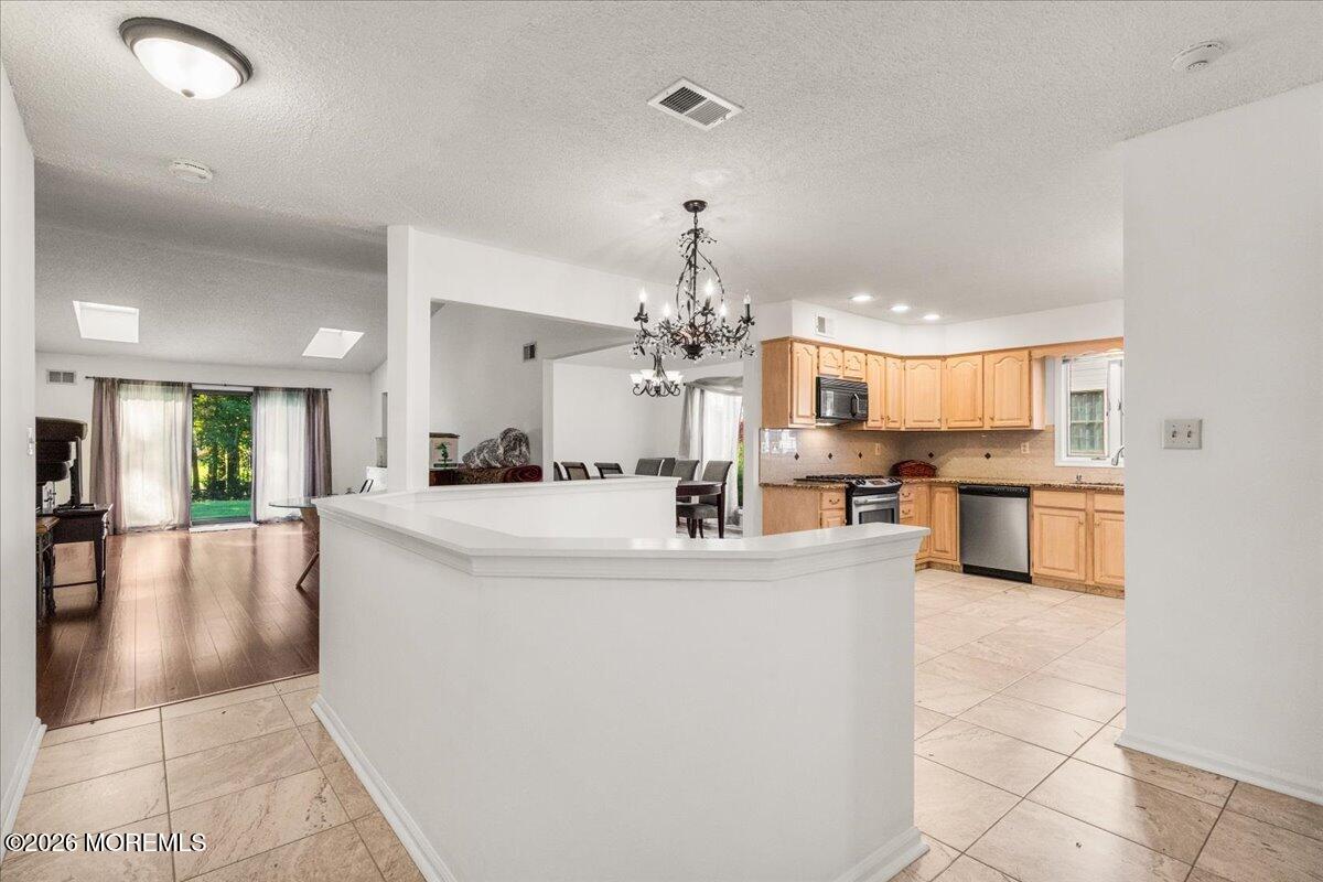 19 Hampton Drive, Marlboro, NJ, 07746