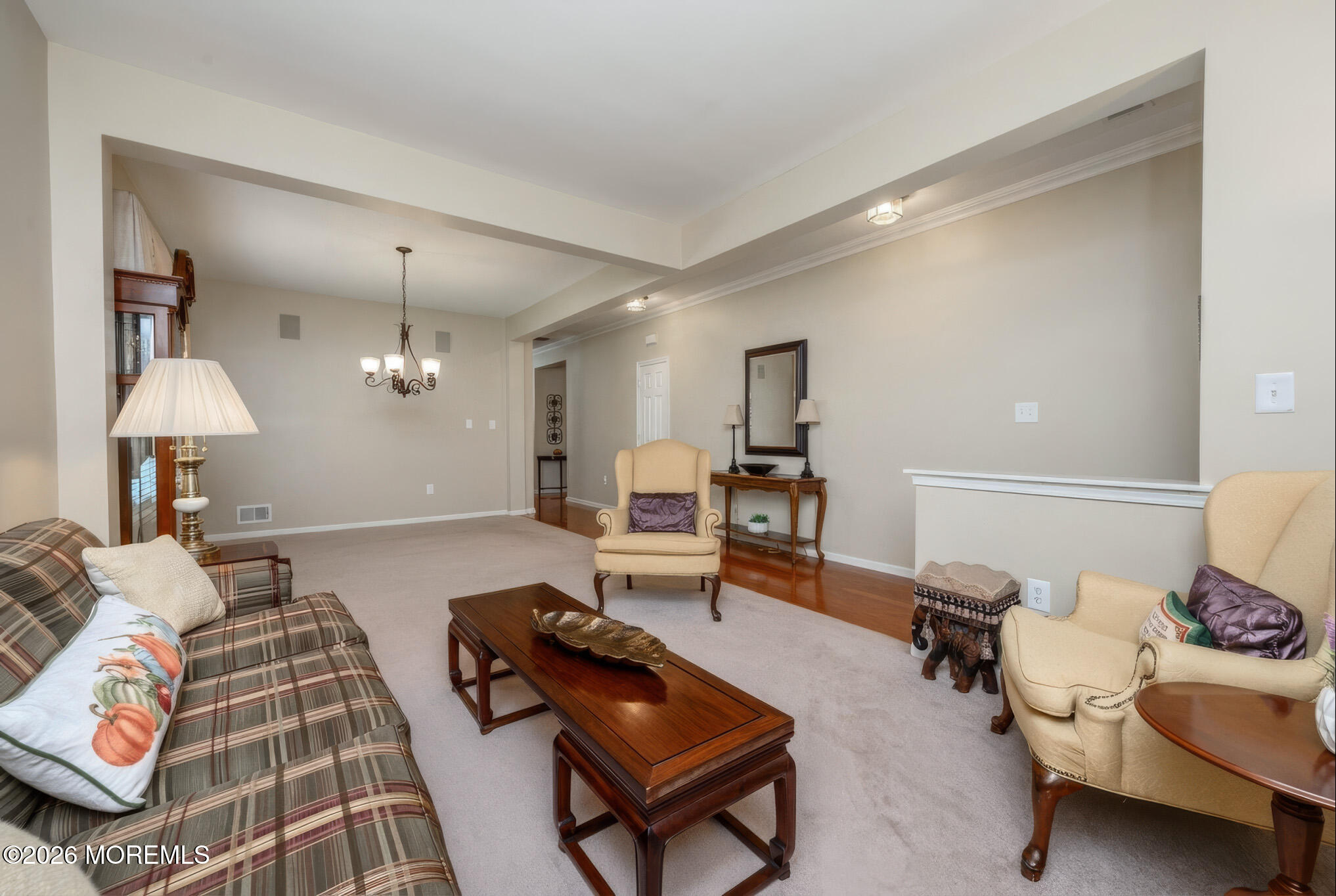 75 Huntington Drive Image 5