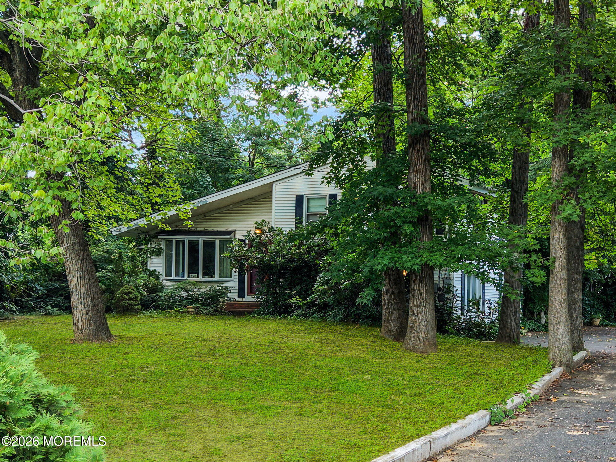 390 Church Street, Belford, NJ, 07718 image 27