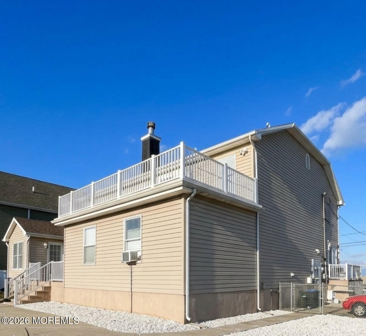 342 Front Street Image 2