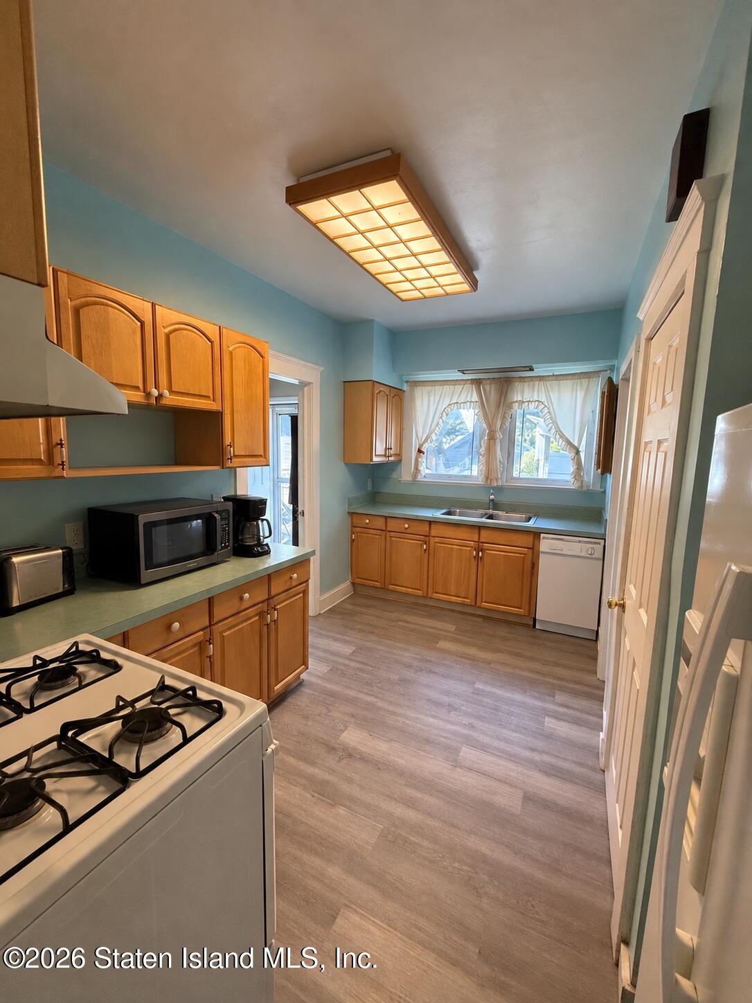 108 Crystal Avenue, Staten Island, NY, 10314 image 9