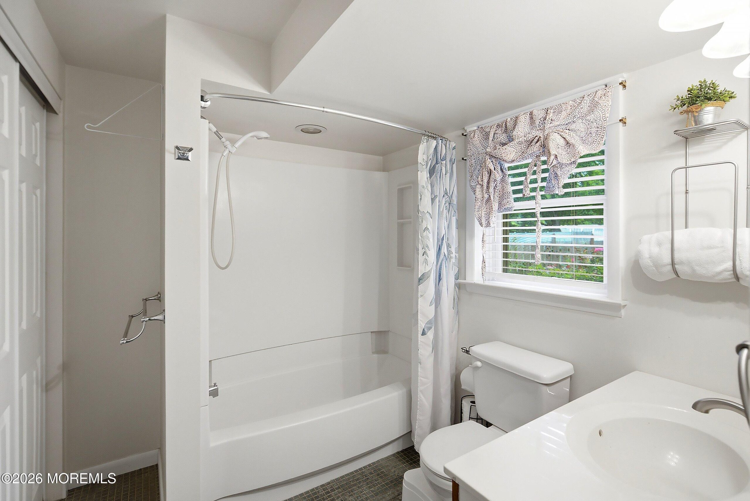 5017 Church Road, Mount Laurel, NJ, 08054 image 25