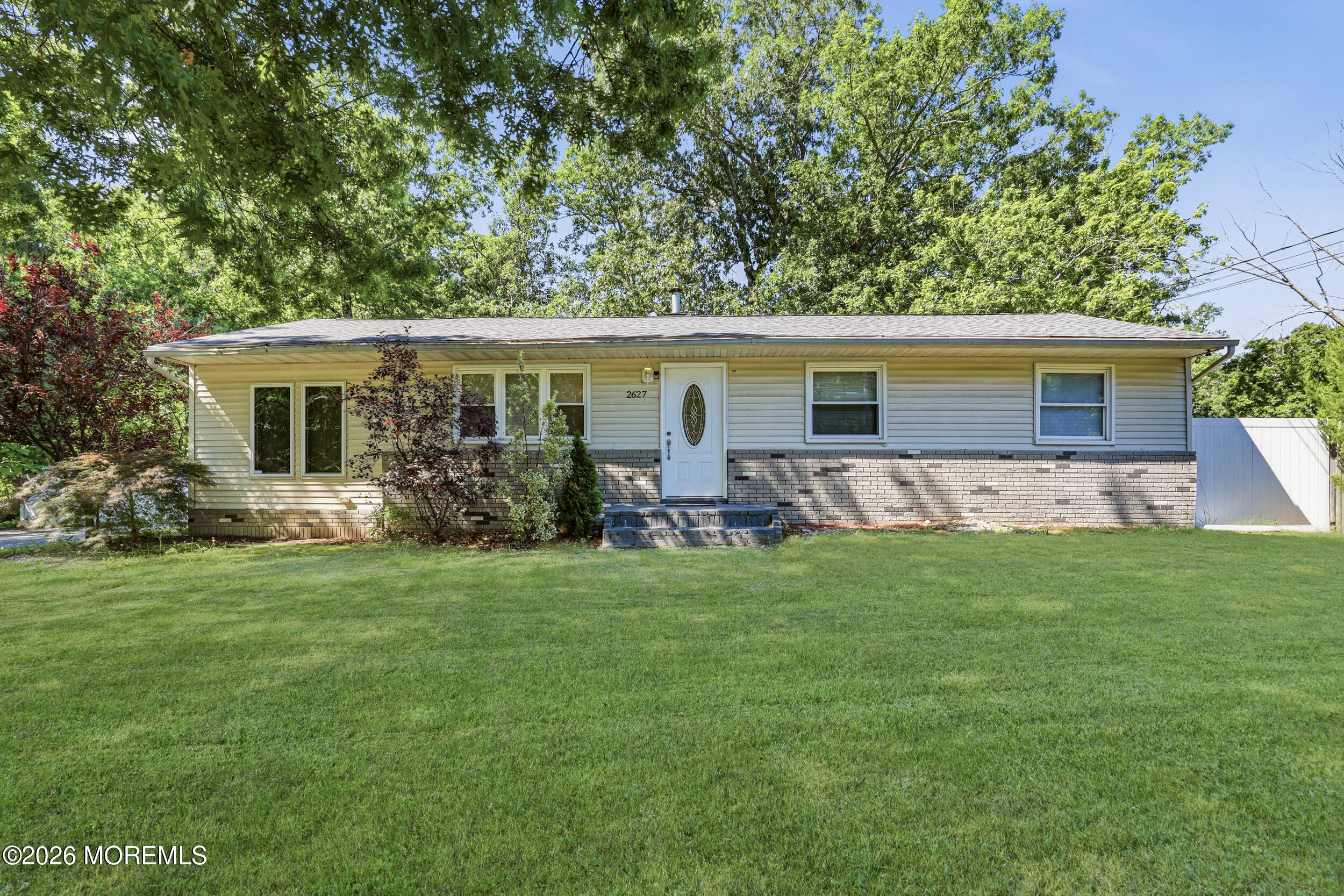 2627 Ridgeway Road Image 2