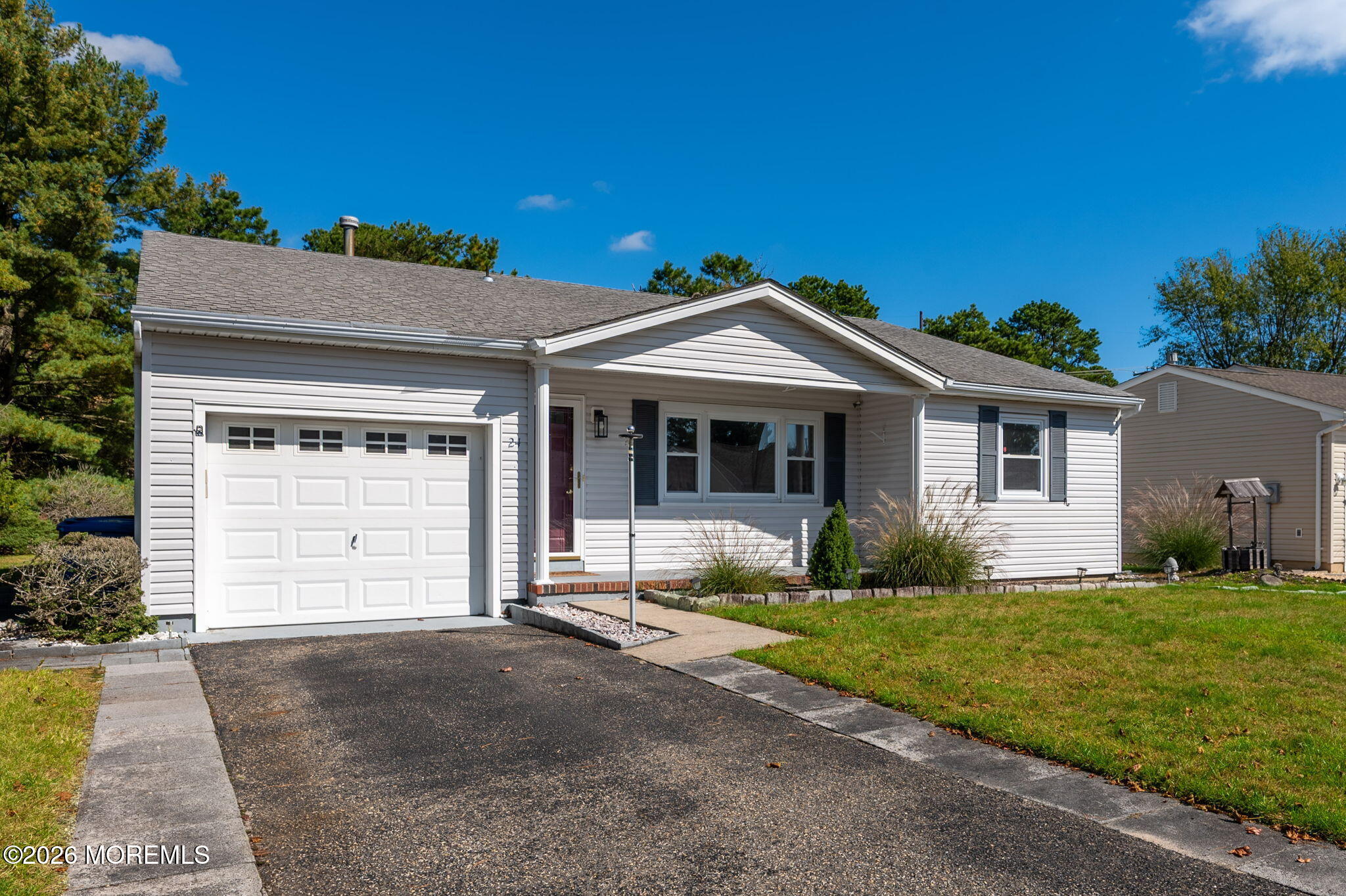 24 Rutland Drive, Toms River, NJ, 08757