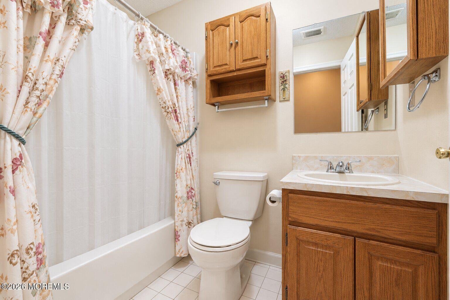121 Farnworth Close, Freehold, NJ, 07728 image 10
