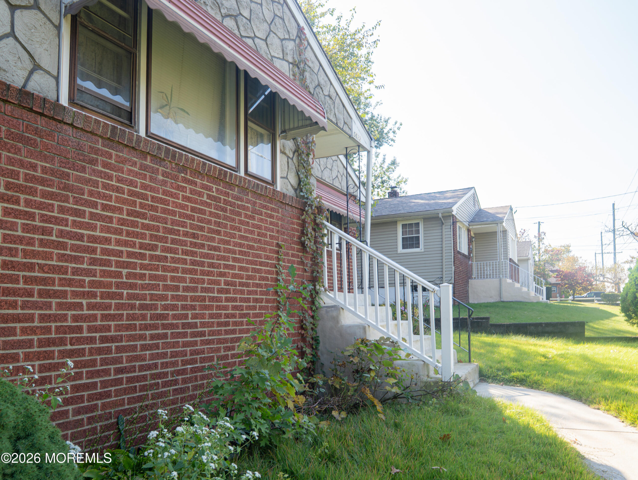 5622 River Road Image 5