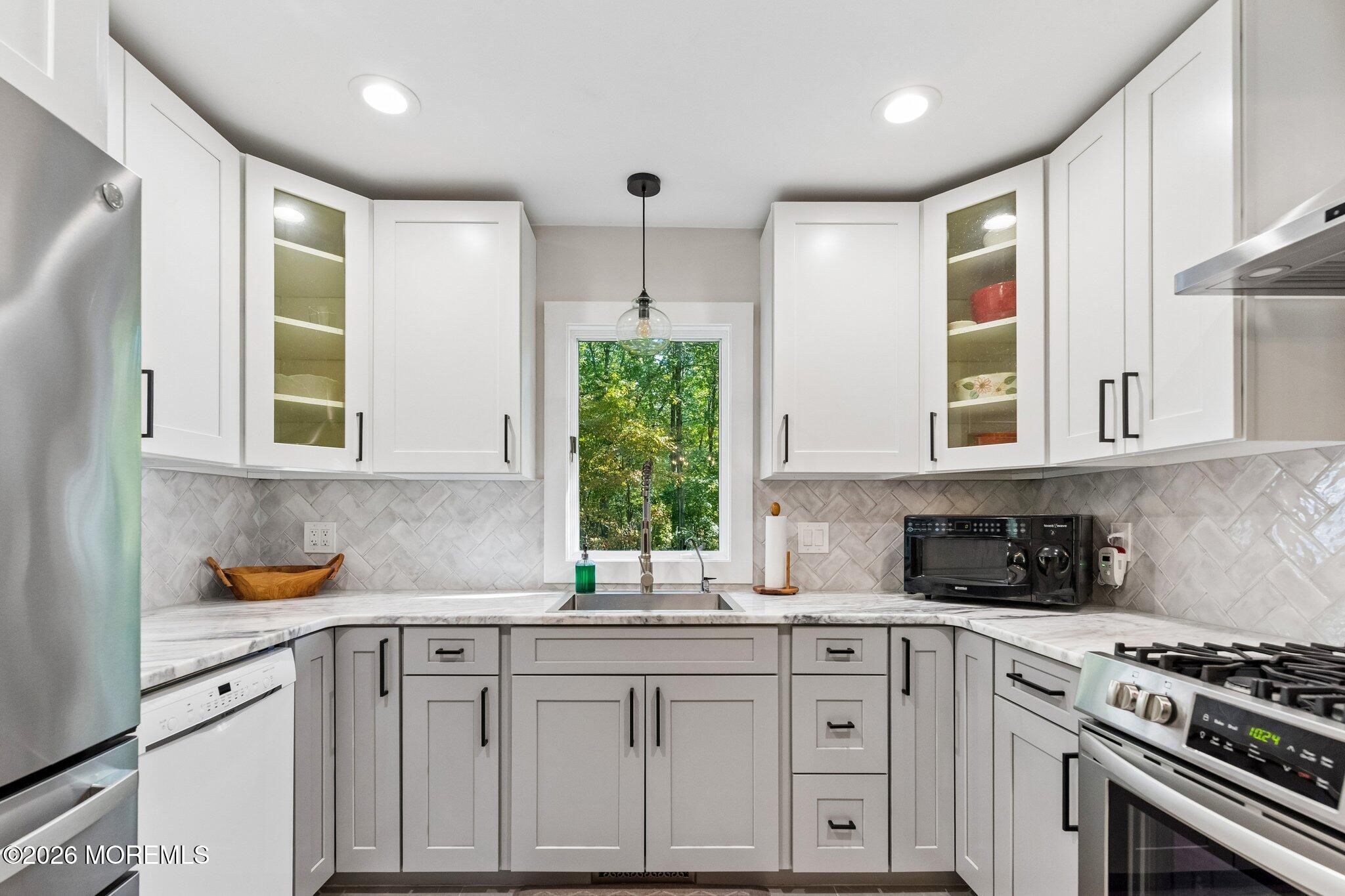 6 Rues Road, Cream Ridge, NJ, 08514 image 19