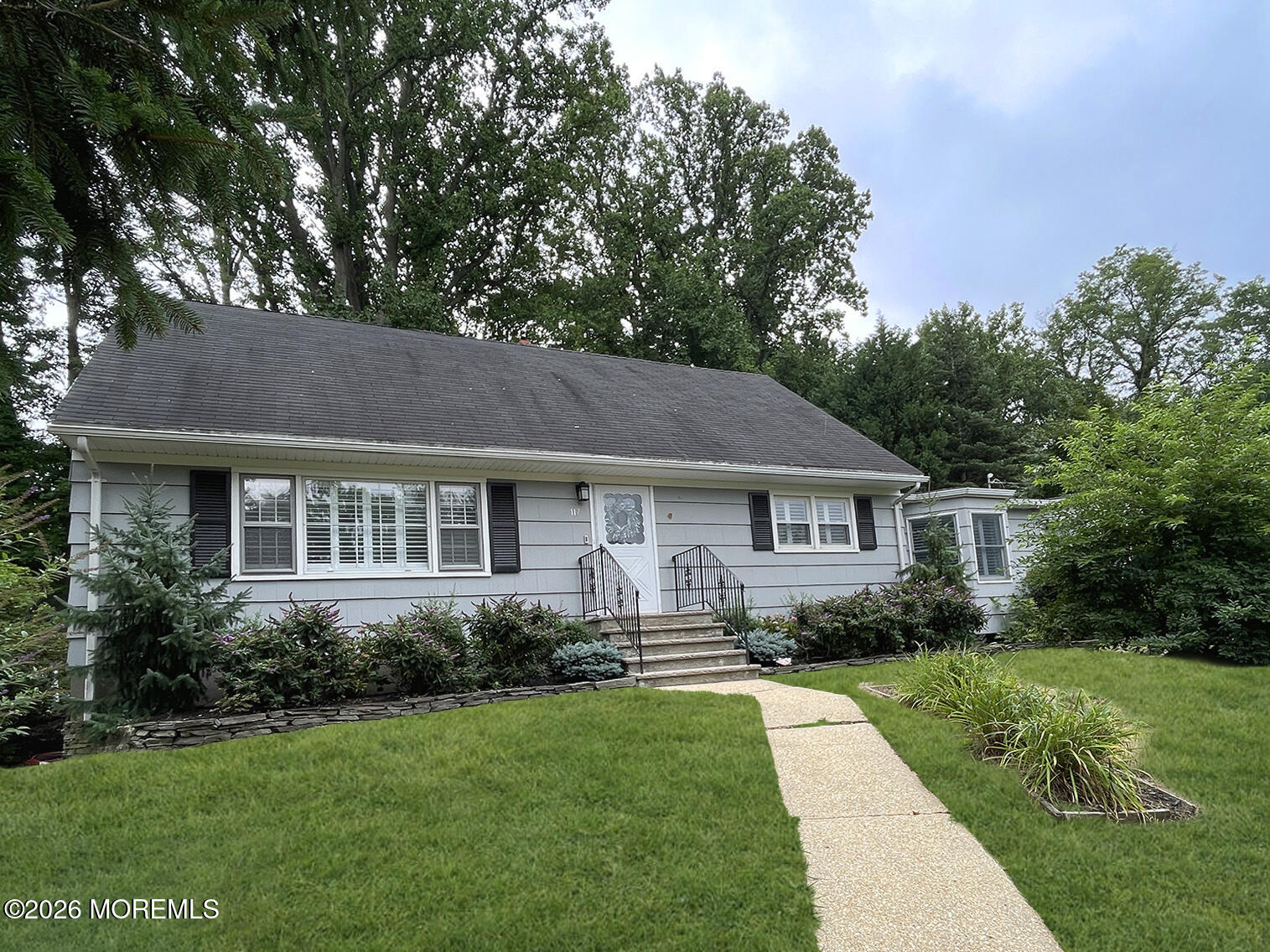 117 Sears Avenue Image 2