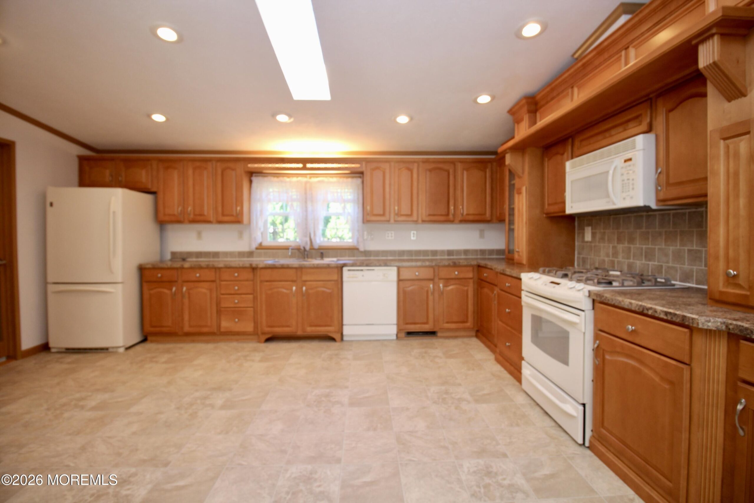 44 Silvermeade Drive, Freehold, NJ, 07728 image 12