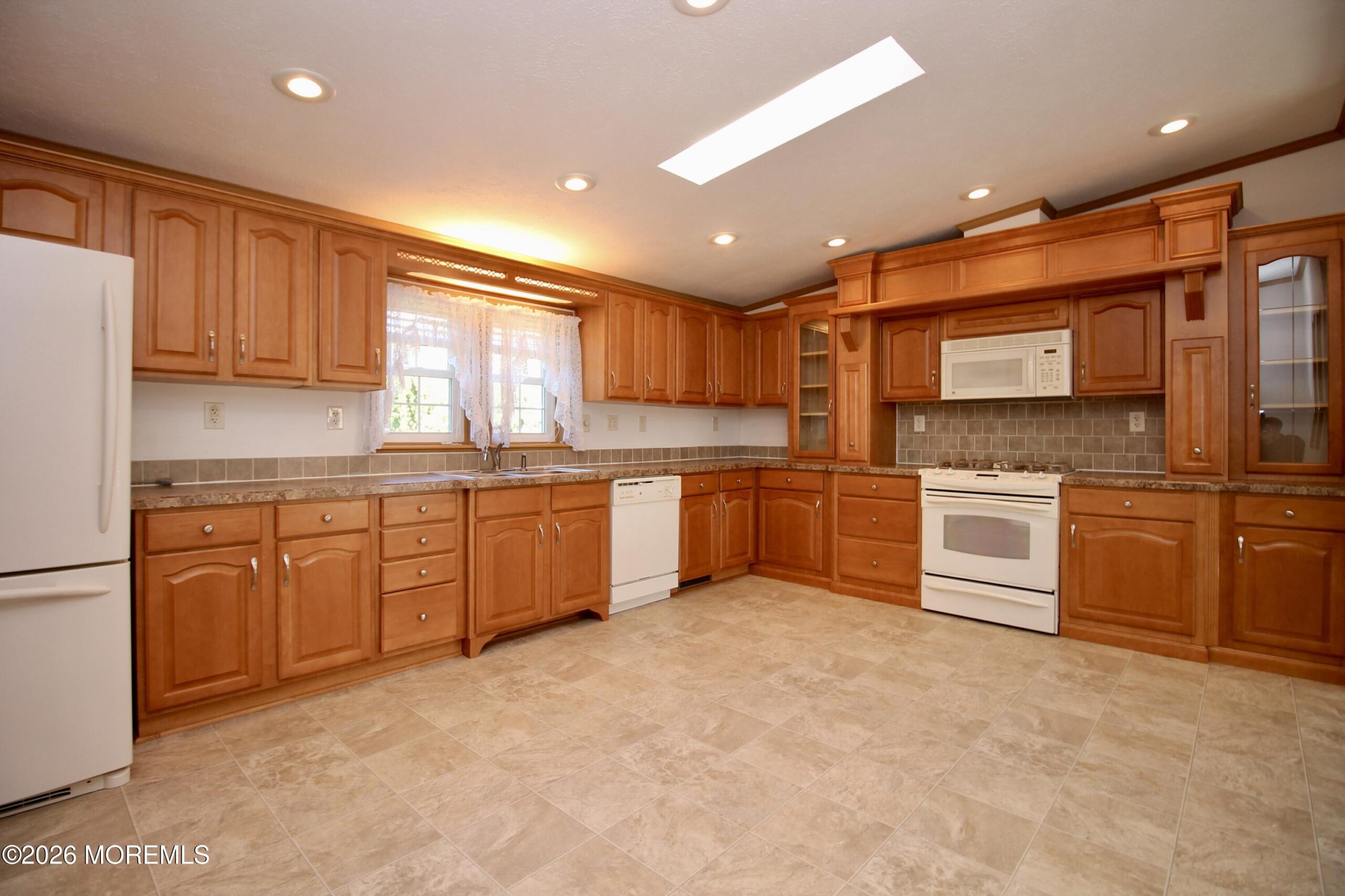44 Silvermeade Drive, Freehold, NJ, 07728 image 13