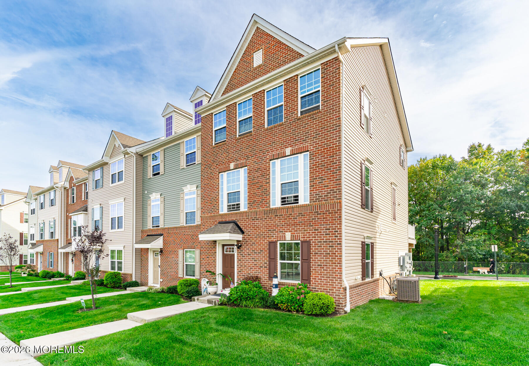 92 Anchor Way 292 Image 3