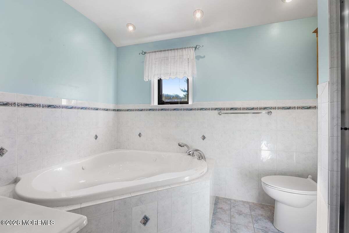 194 Starlight Court, Old Bridge, NJ, 08857 image 27