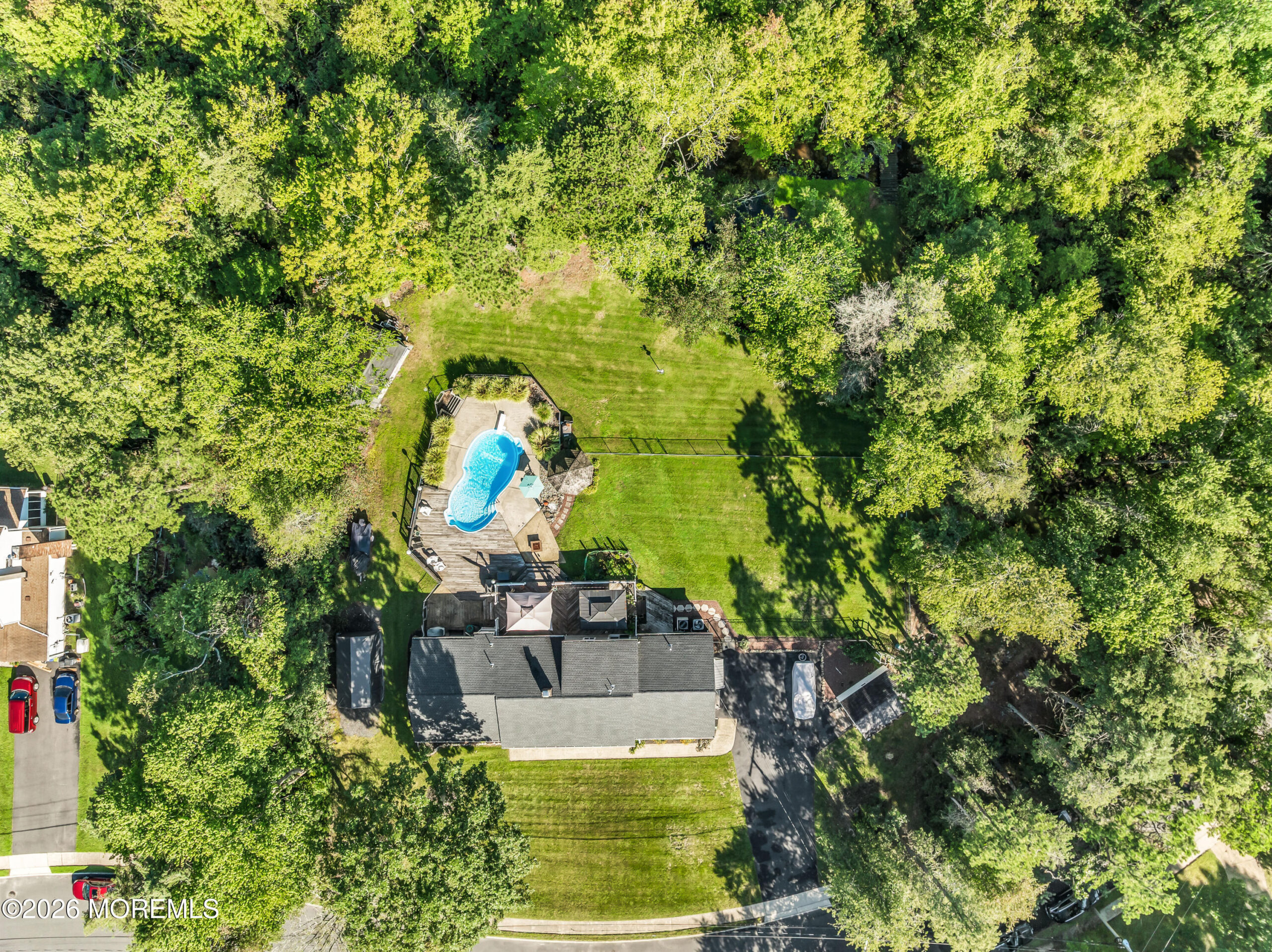 17 Cooper Drive Image 2