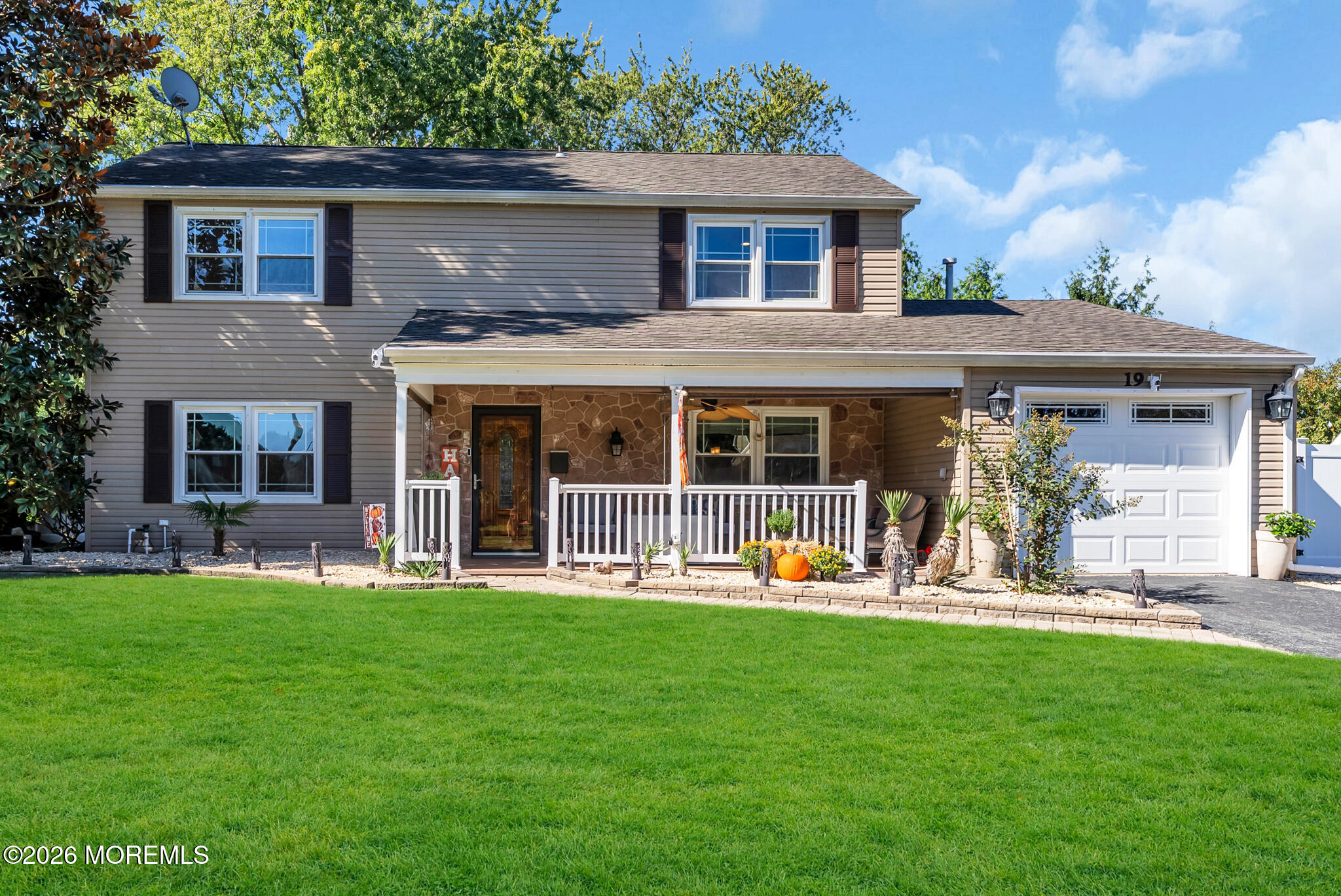 19 Ambler Lane, Matawan, NJ, 07747