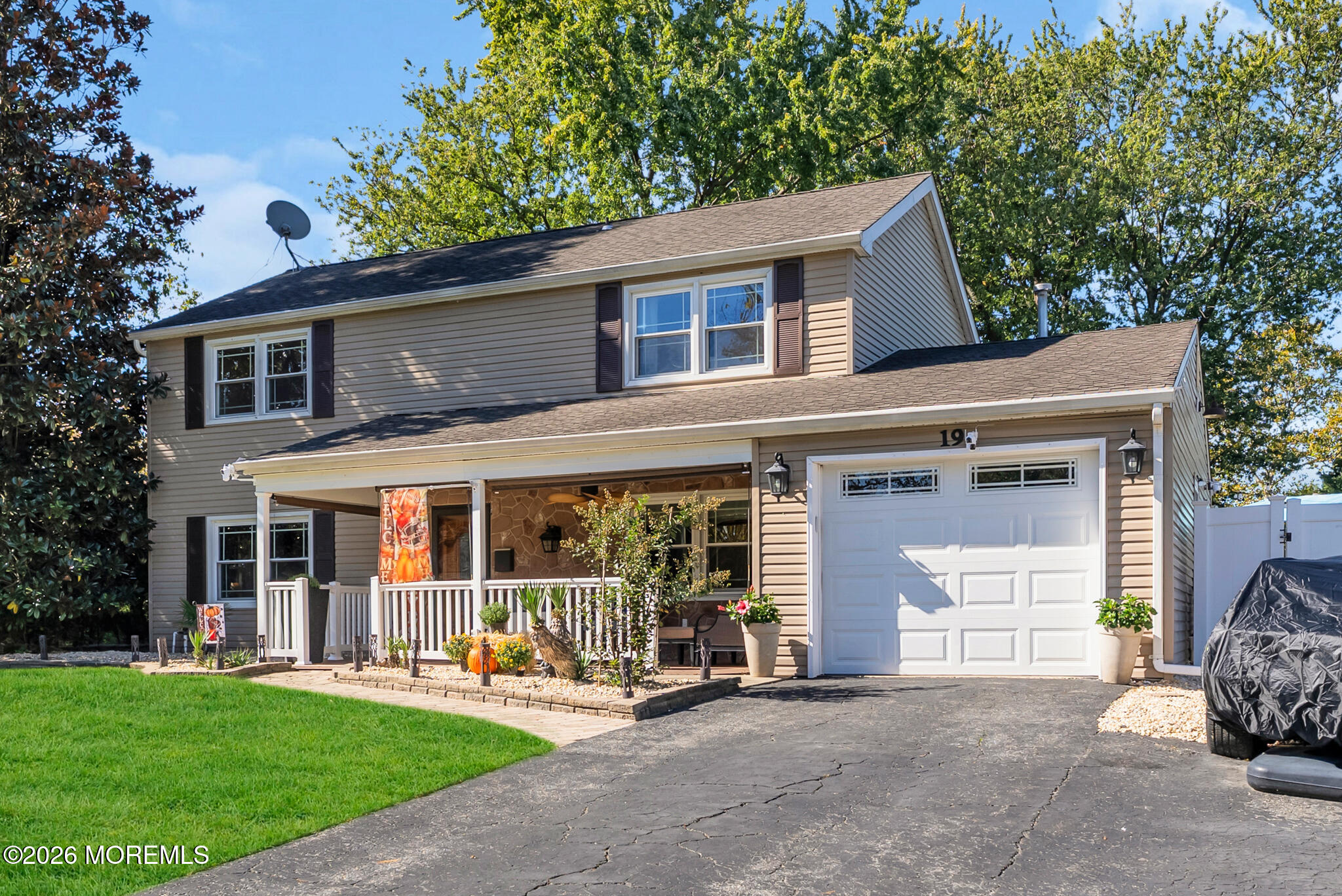 19 Ambler Lane Image 2