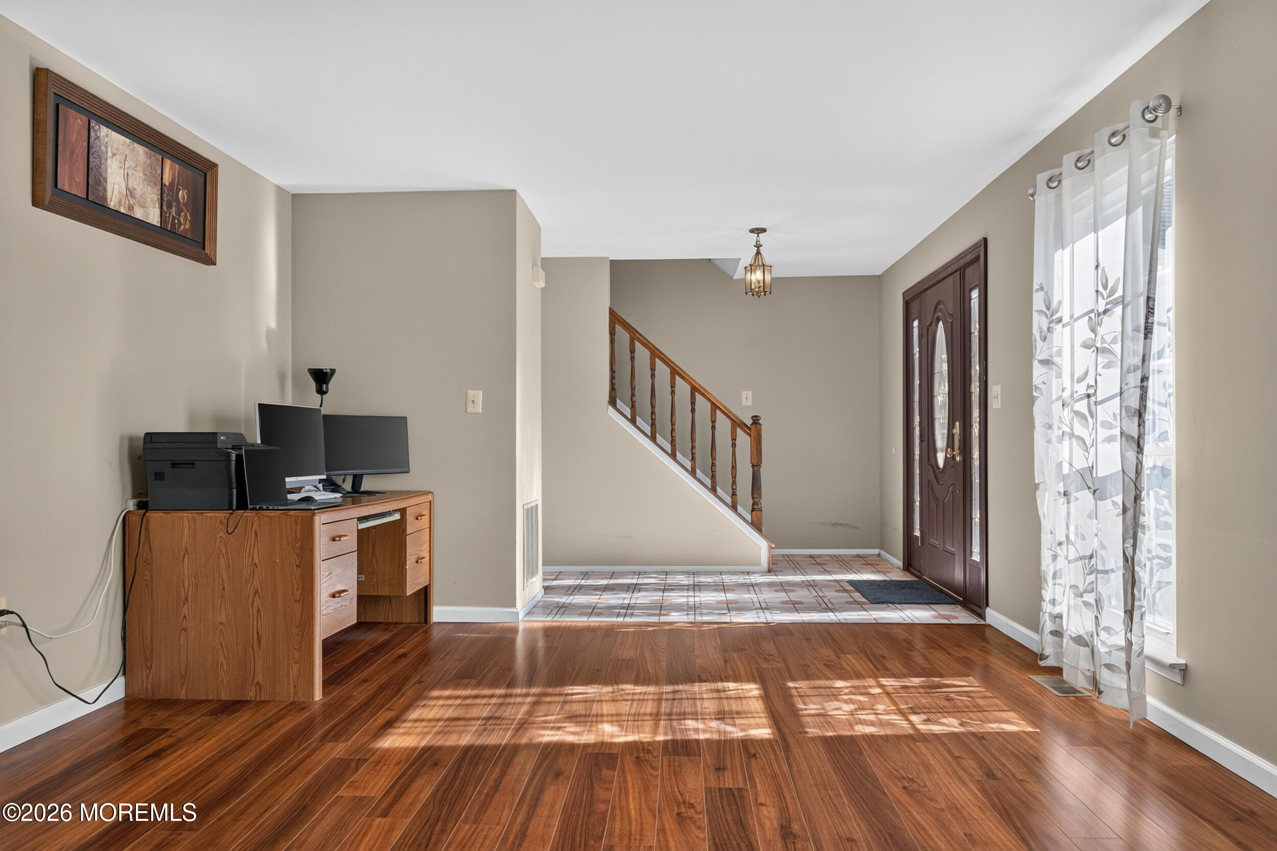 7 Joseph Drive Image 5
