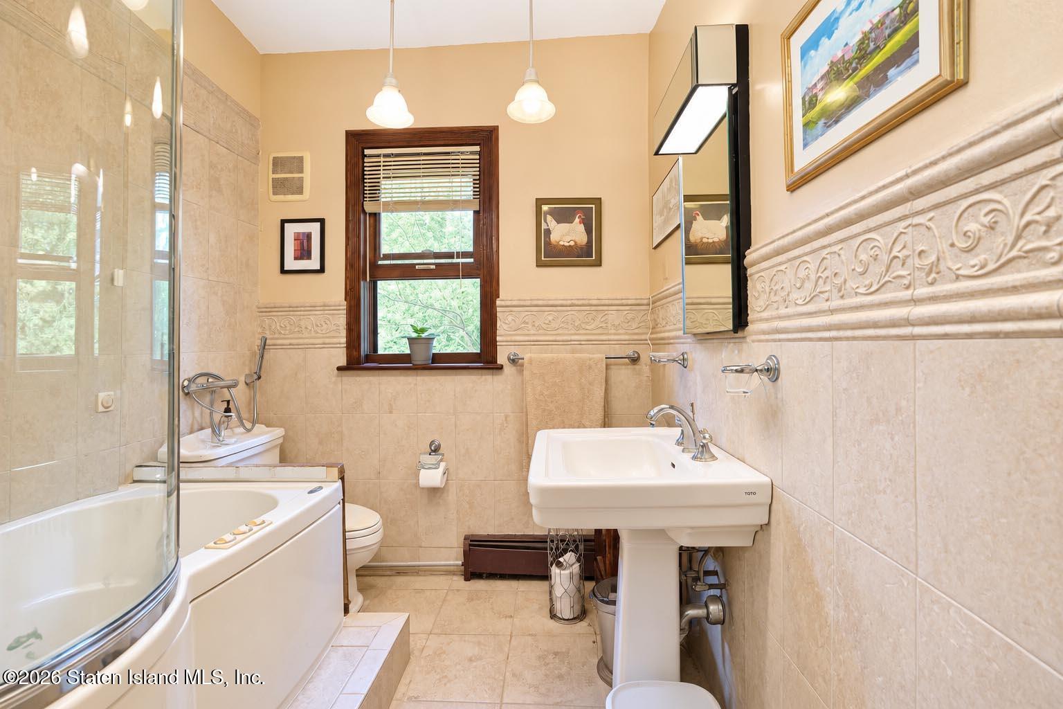 231 Douglas Road, Staten Island, NY, 10304 image 8