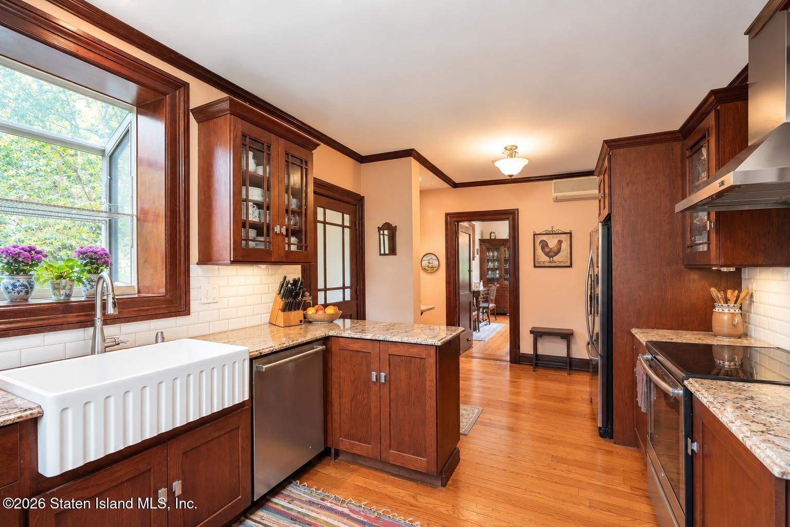 231 Douglas Road, Staten Island, NY, 10304 image 22