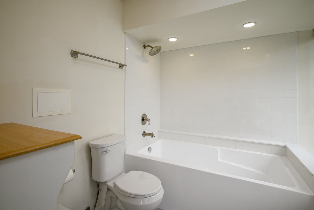 13 Benjamin Franklin Drive, Monroe, NJ, 08831 image 20