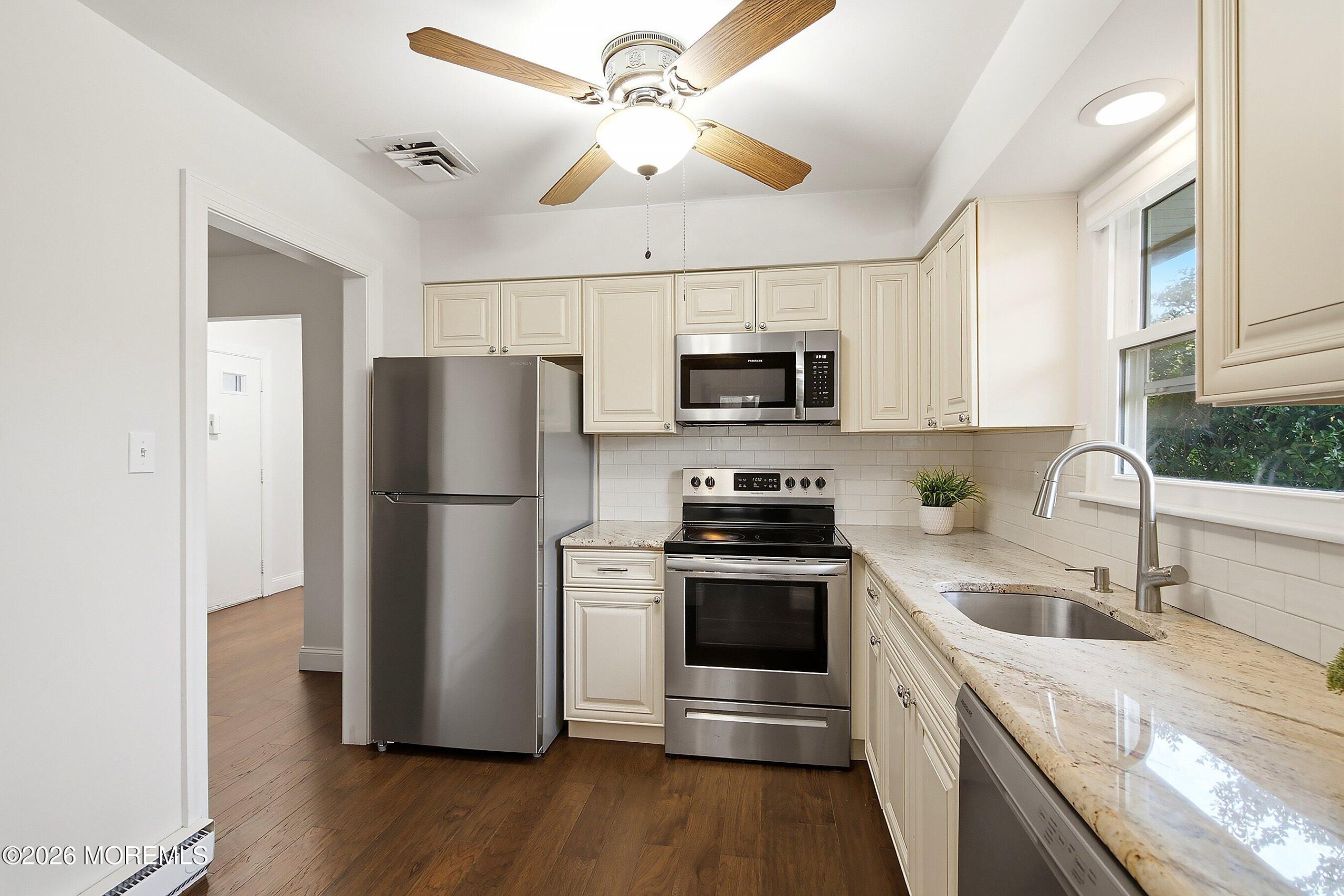 5 Thomas Court, Brick, NJ, 08724 image 10