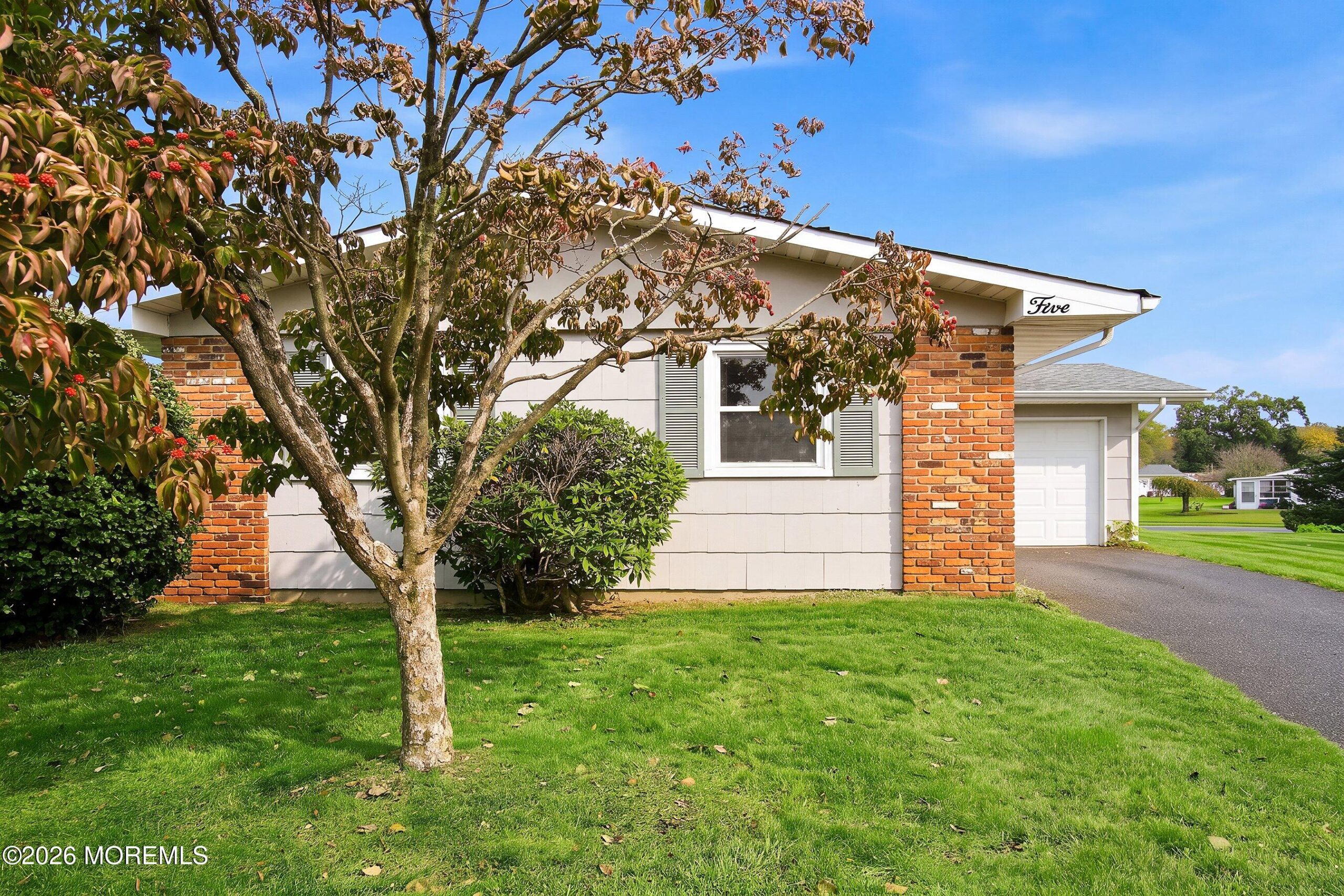 5 Thomas Court, Brick, NJ, 08724