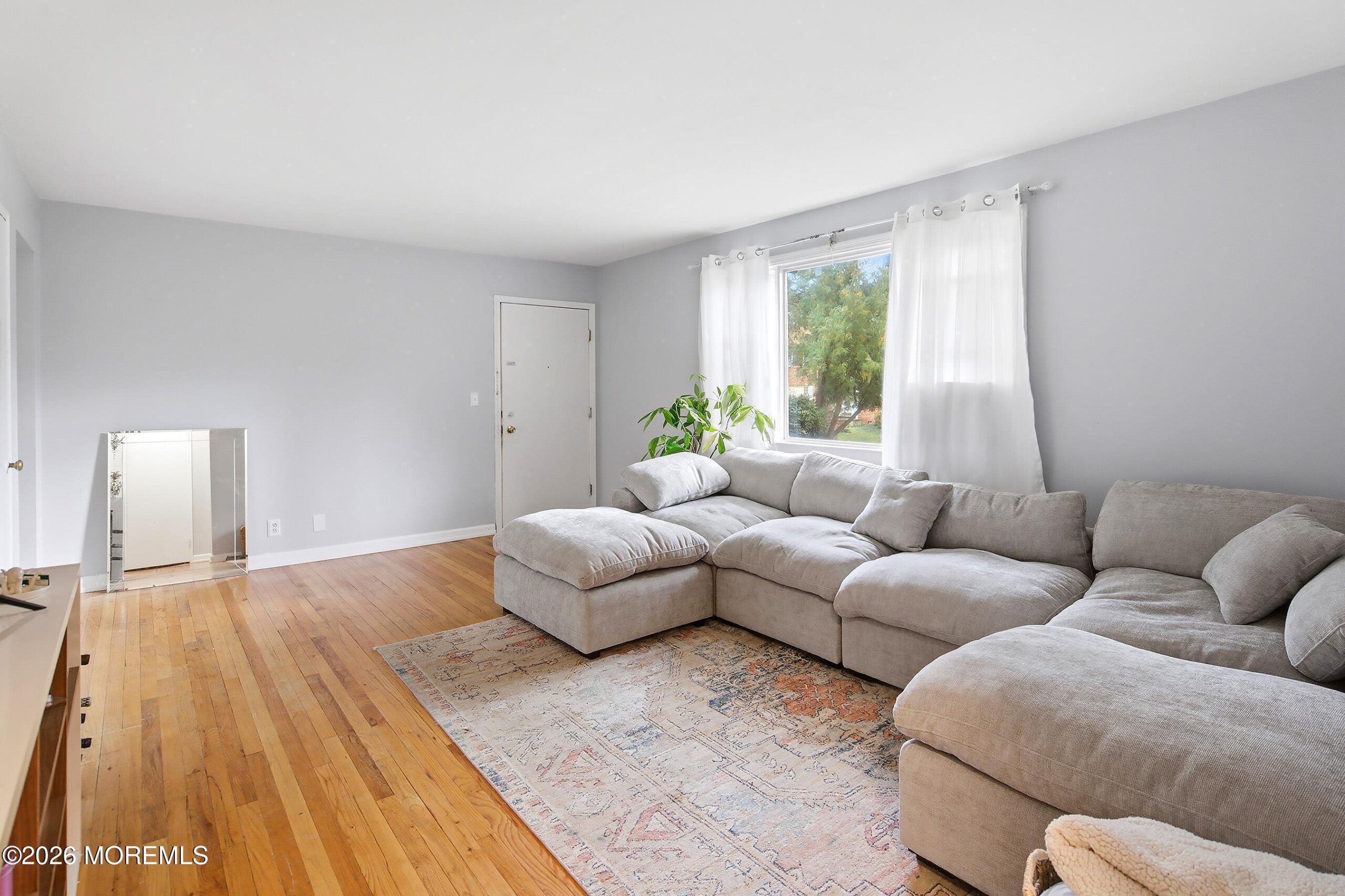 132 South Street 3A Image 4