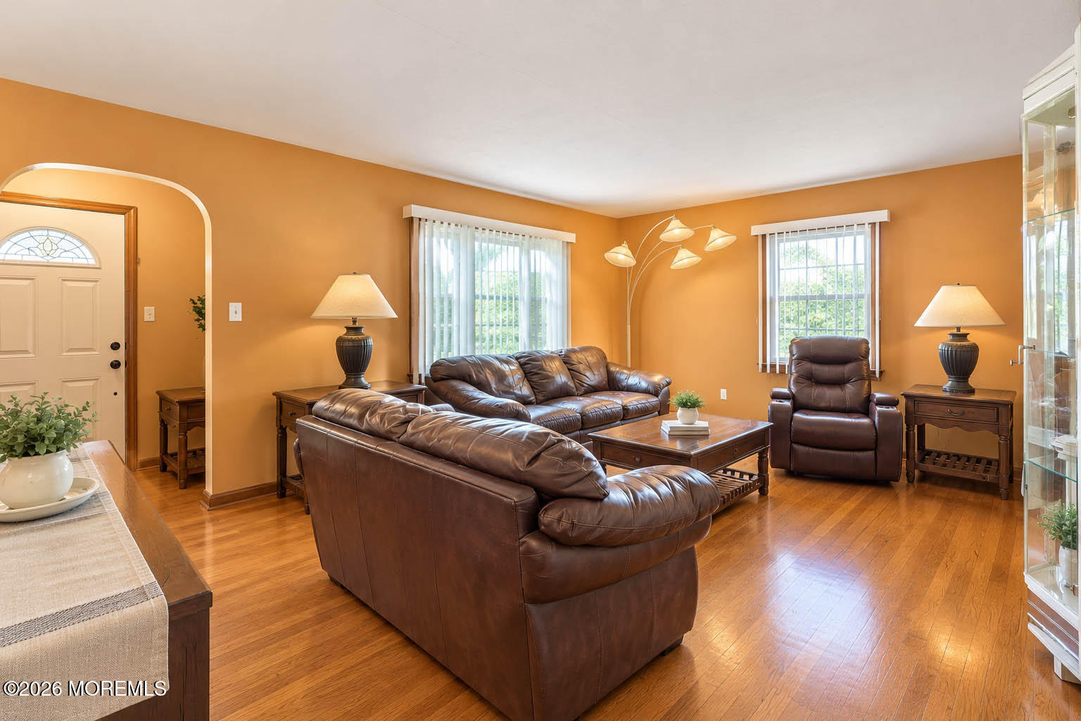 154 Locust Avenue Image 5