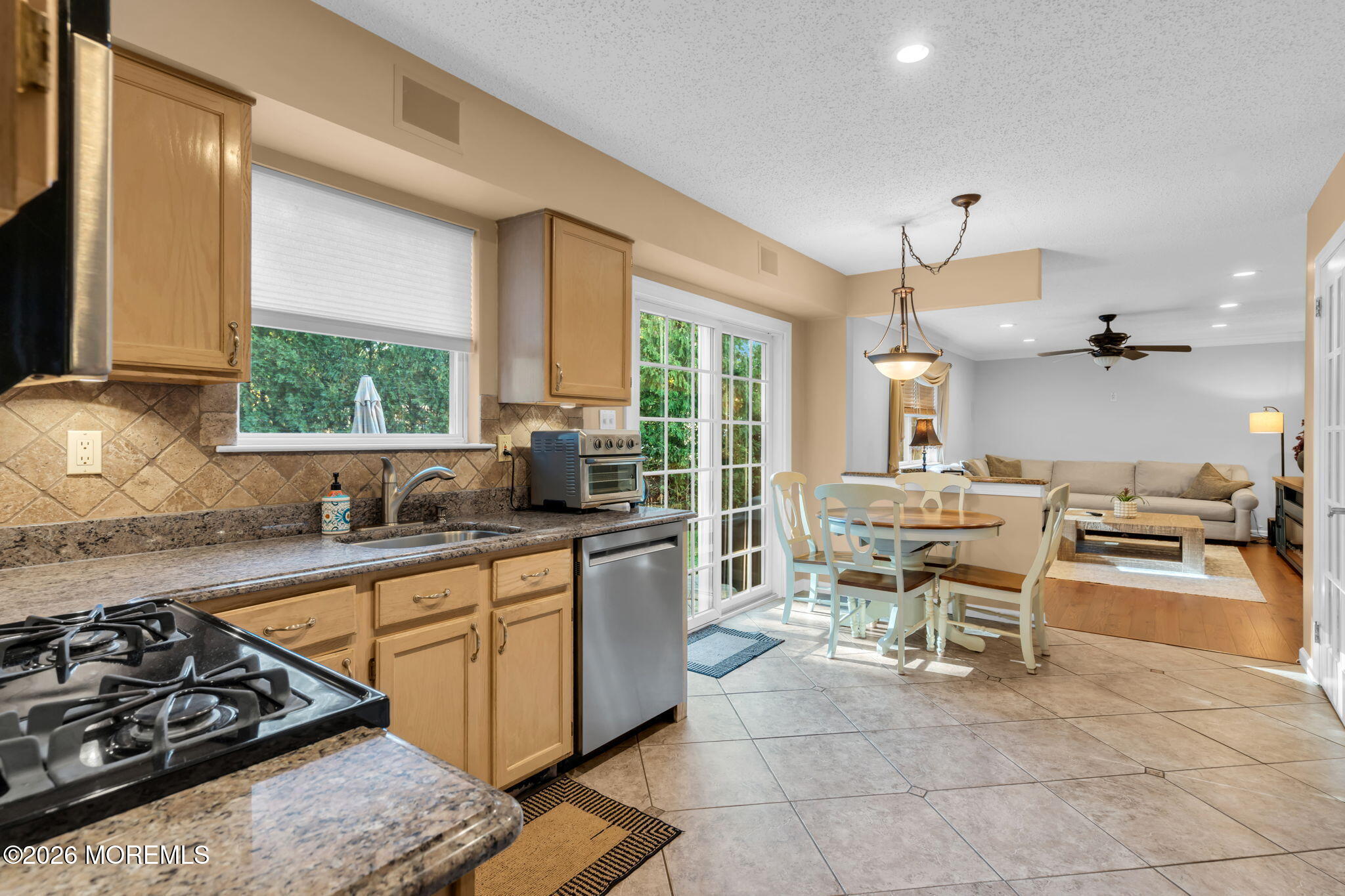 38 Hyer Court, Aberdeen, NJ, 07747 image 30