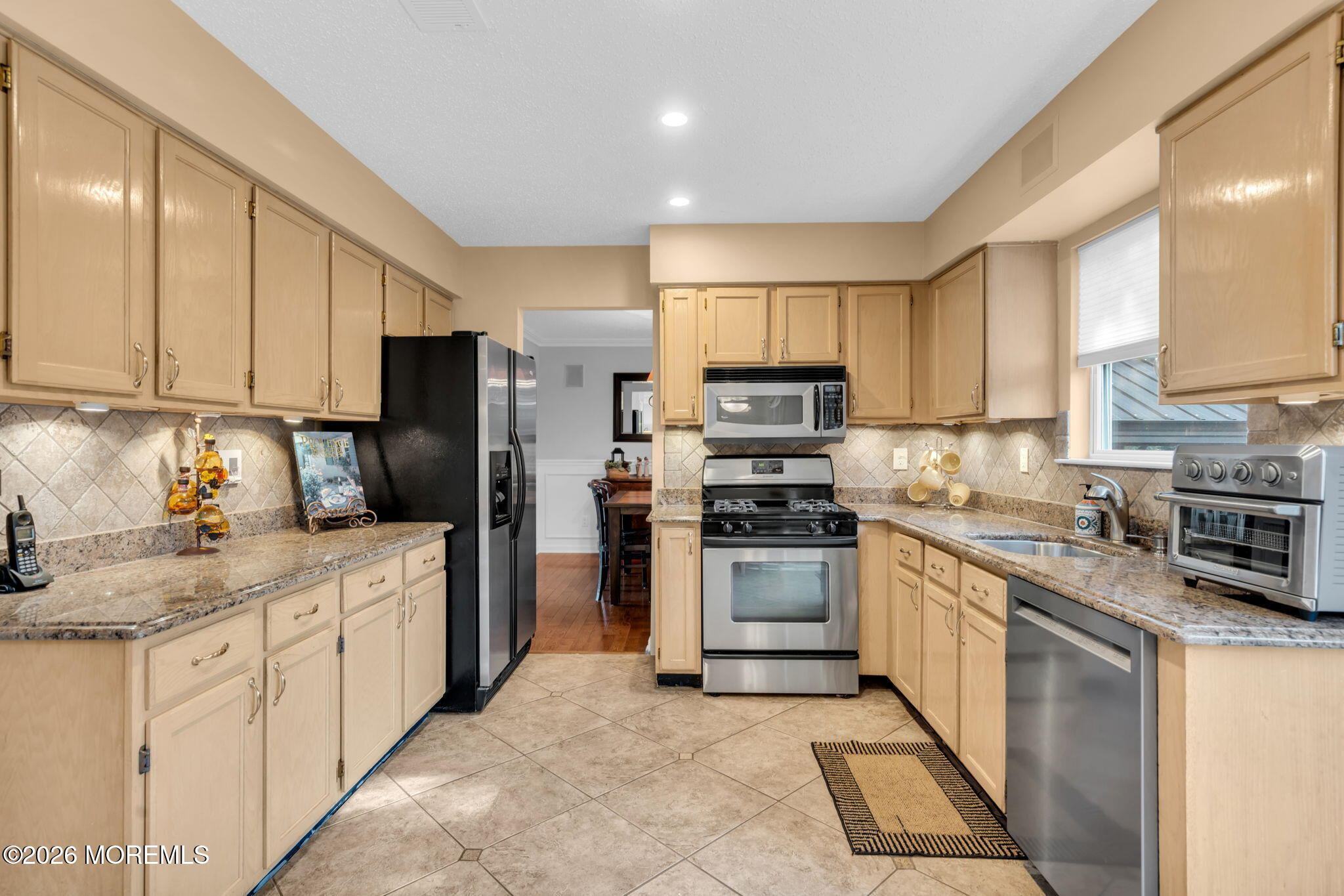 38 Hyer Court, Aberdeen, NJ, 07747 image 32
