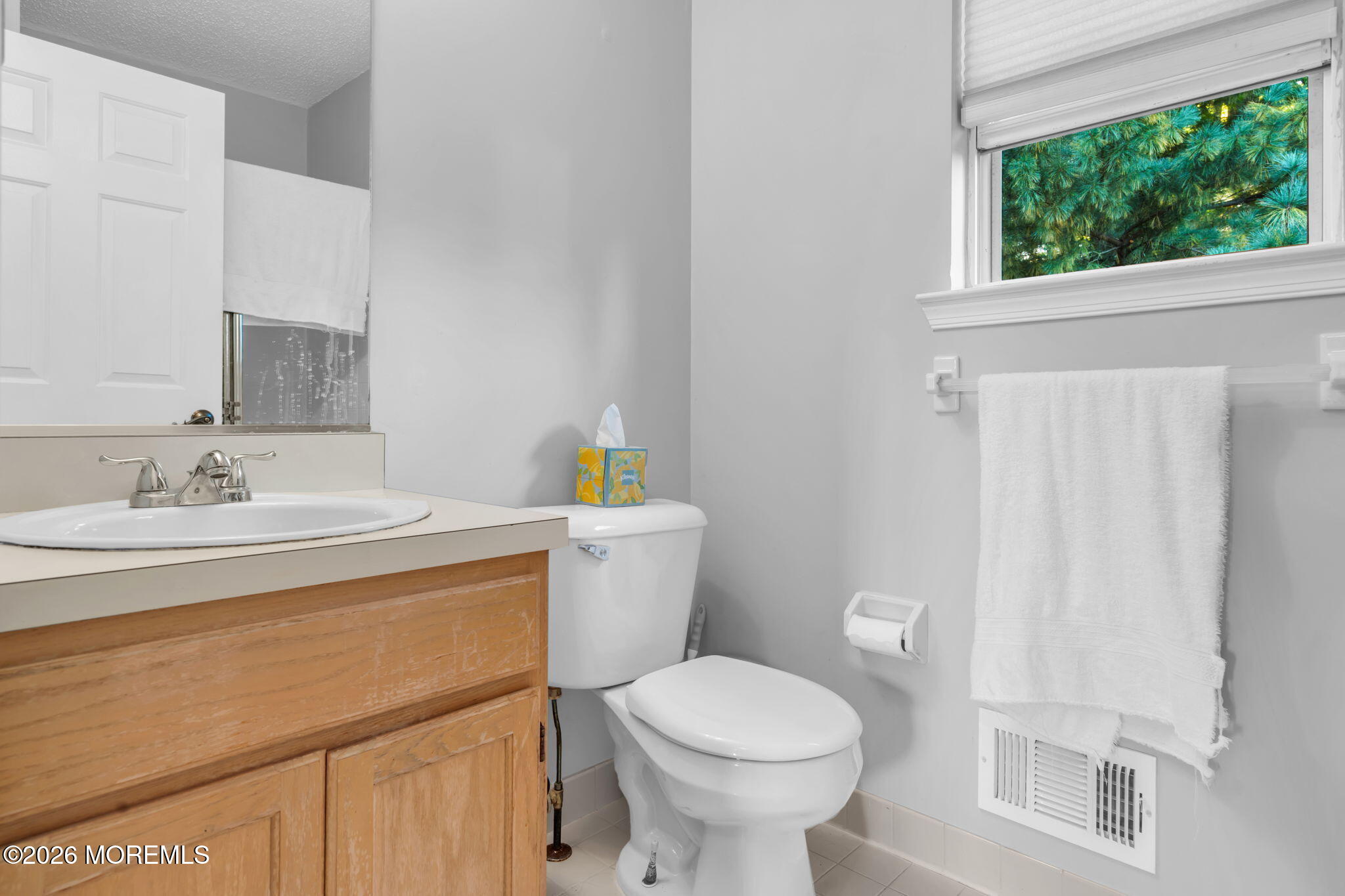 38 Hyer Court, Aberdeen, NJ, 07747 image 55