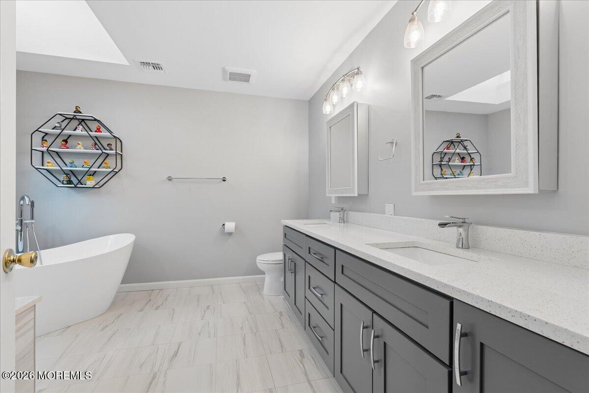 312 Wembley Place, Morganville, NJ, 07751 image 30