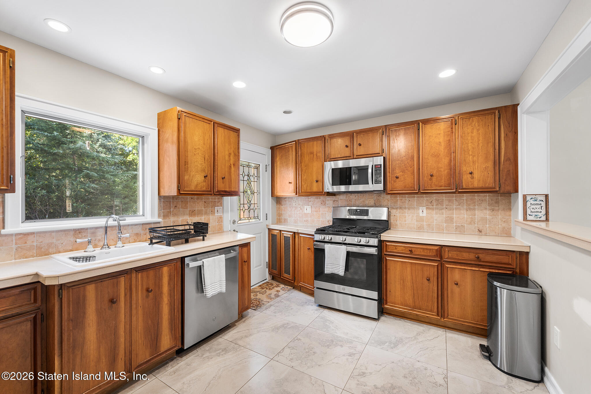 162 Bentley Street, Staten Island, NY, 10307 image 8