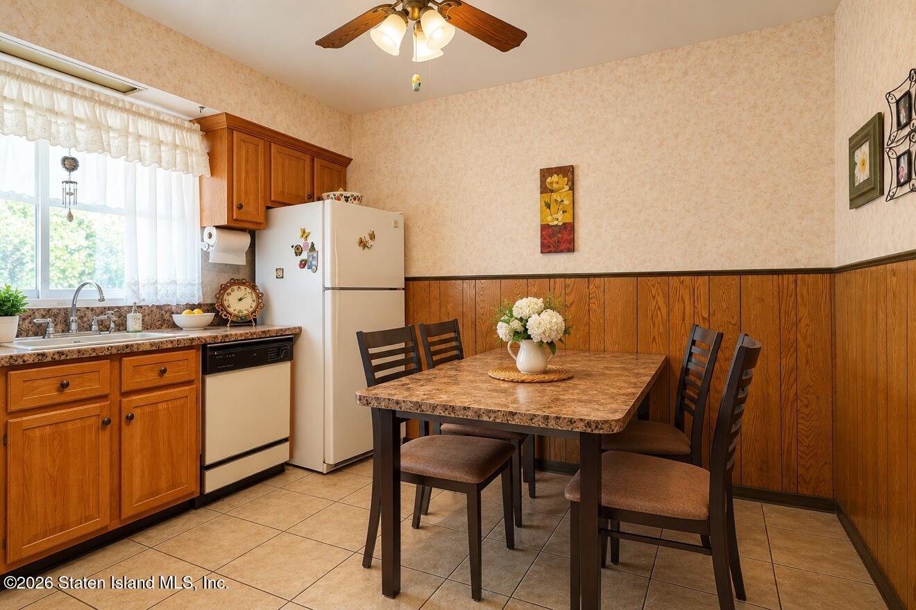 90 Escanaba Avenue, Staten Island, NY, 10308 image 12
