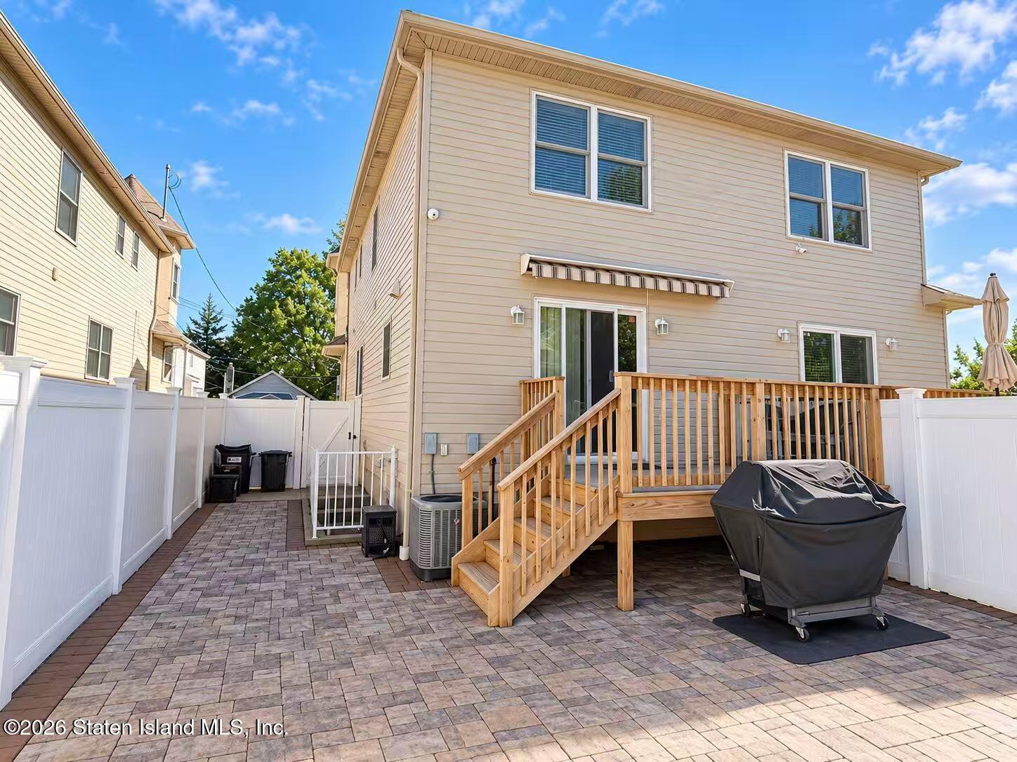 391 Grimsby Street, Staten Island, NY, 10306 image 17