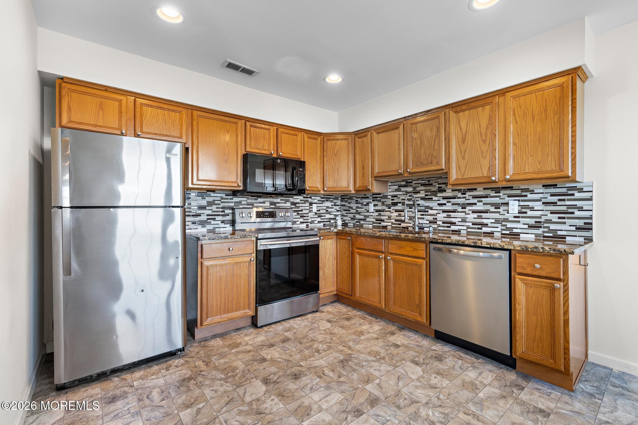 416 Beachway Avenue 4C, Keansburg, NJ, 07734 image 8