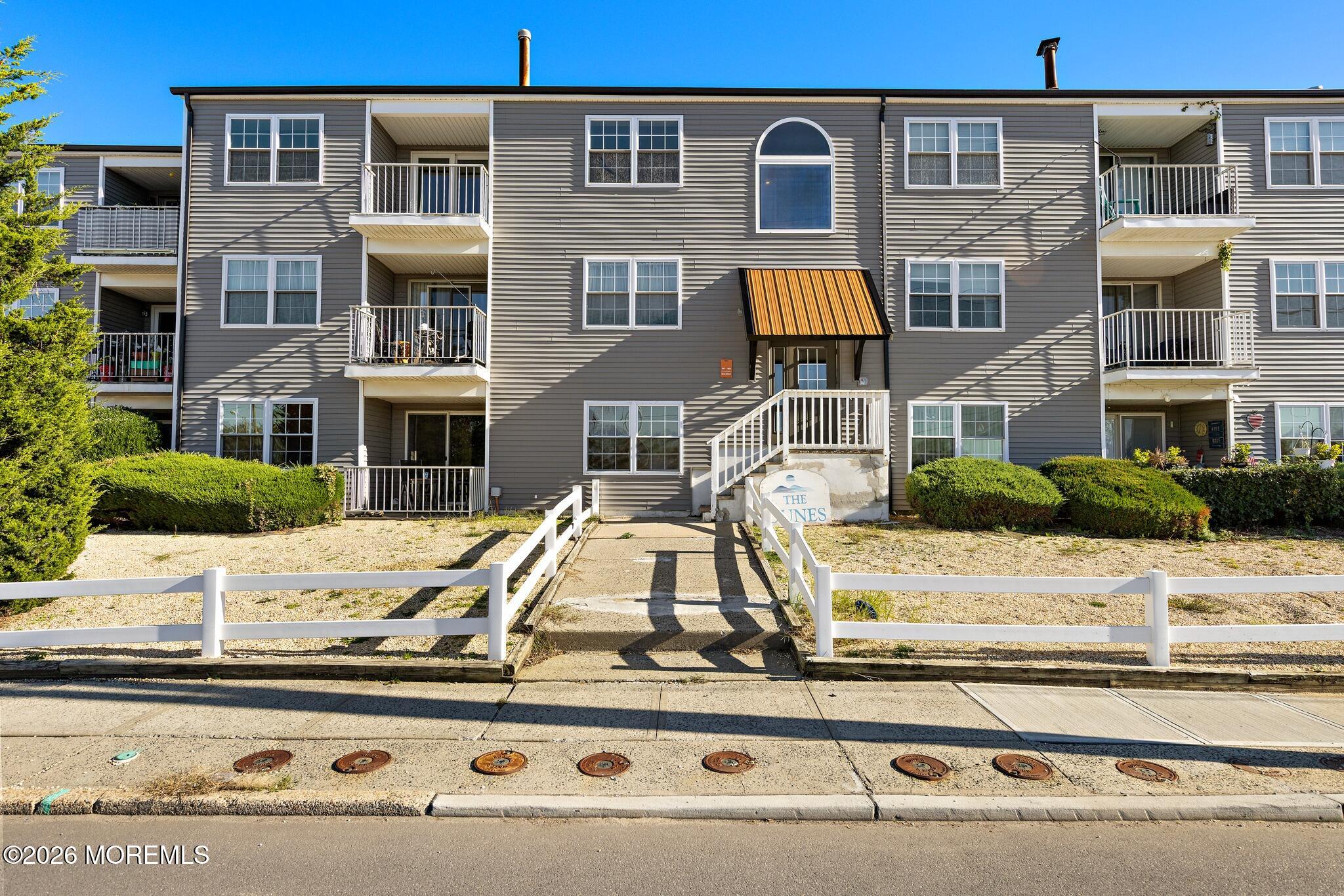 416 Beachway Avenue 4C Image 4