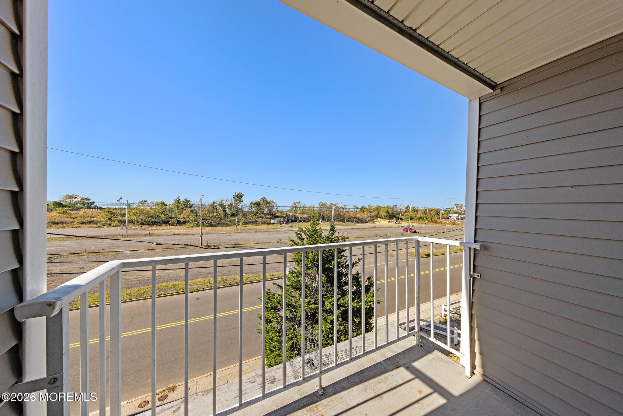 416 Beachway Avenue 4C Image 3