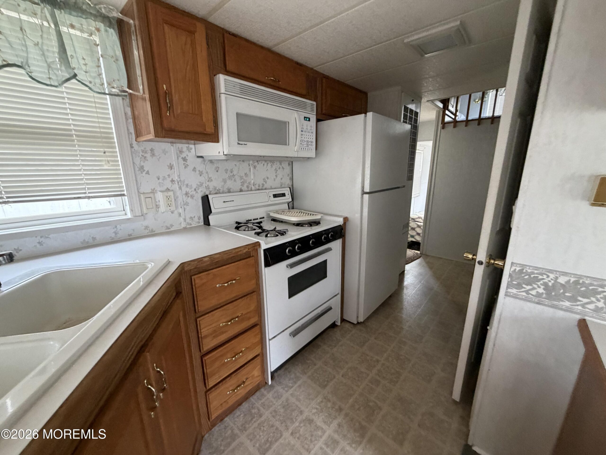 15 Avenue B, Hazlet, NJ, 07734 image 6