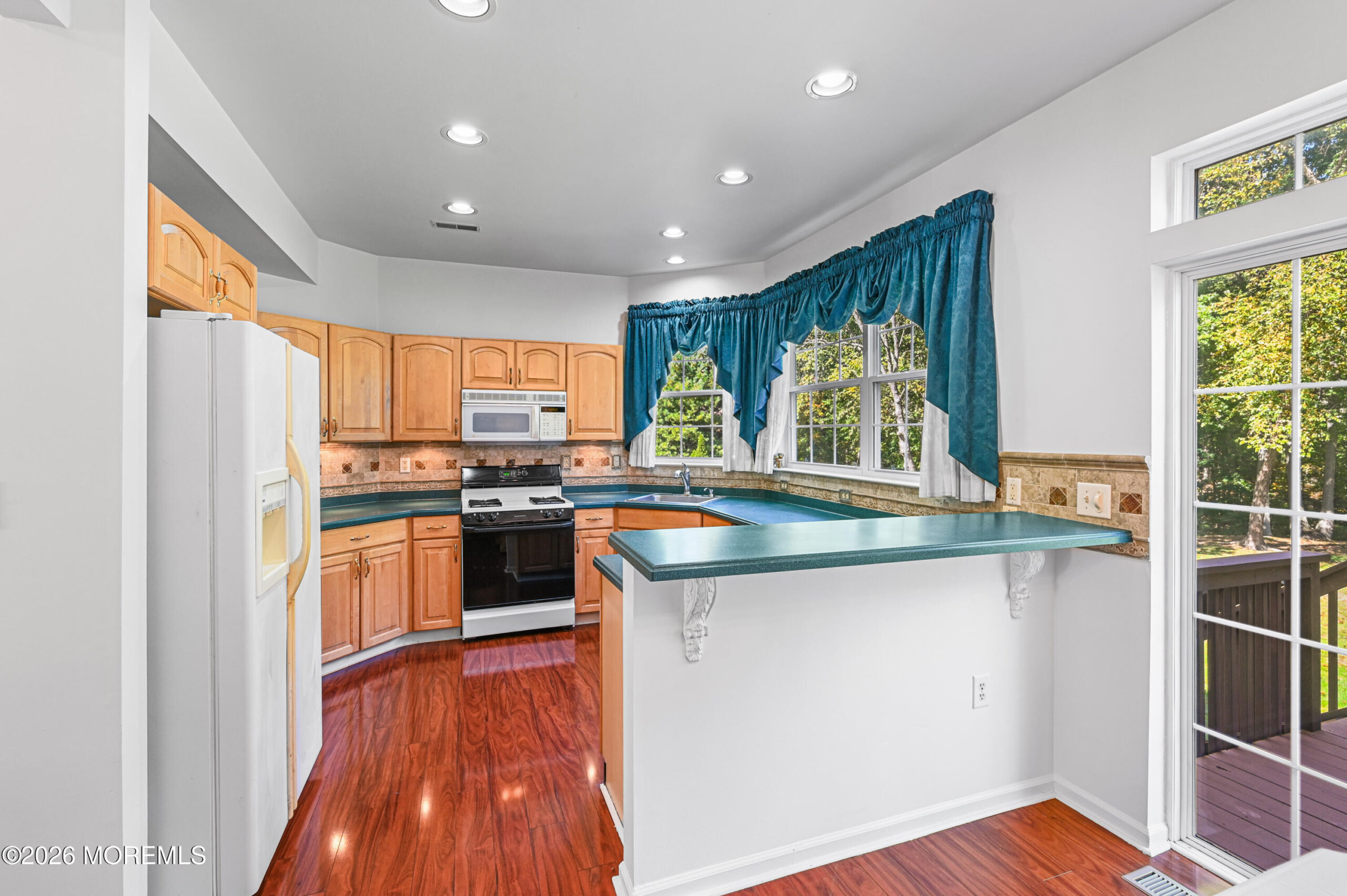 36 Yardley Manor Drive, Matawan, NJ, 07747 image 6
