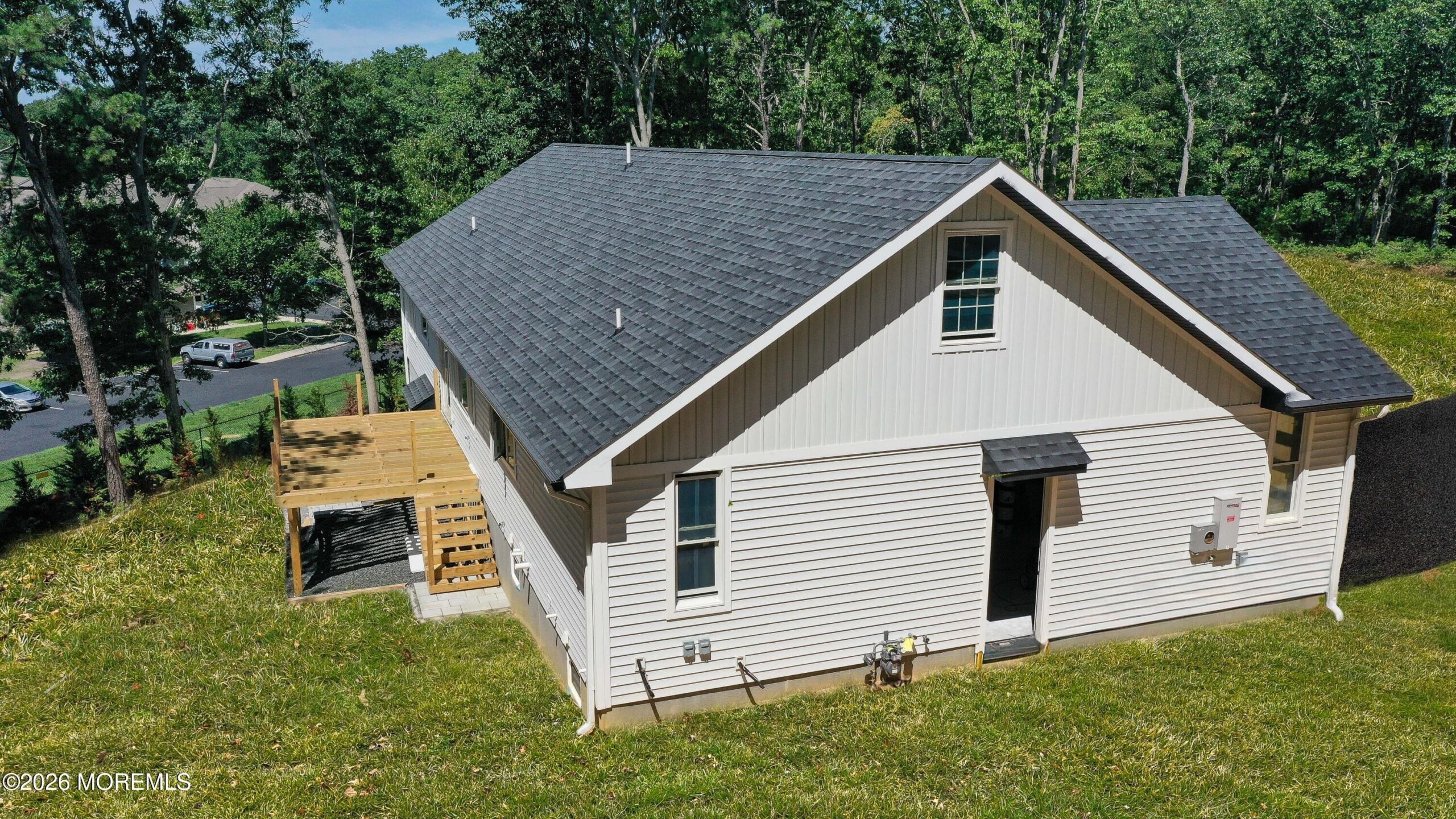 213 White Street Image 5