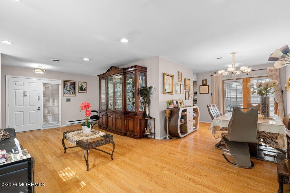 3A Dogwood Court Image 5