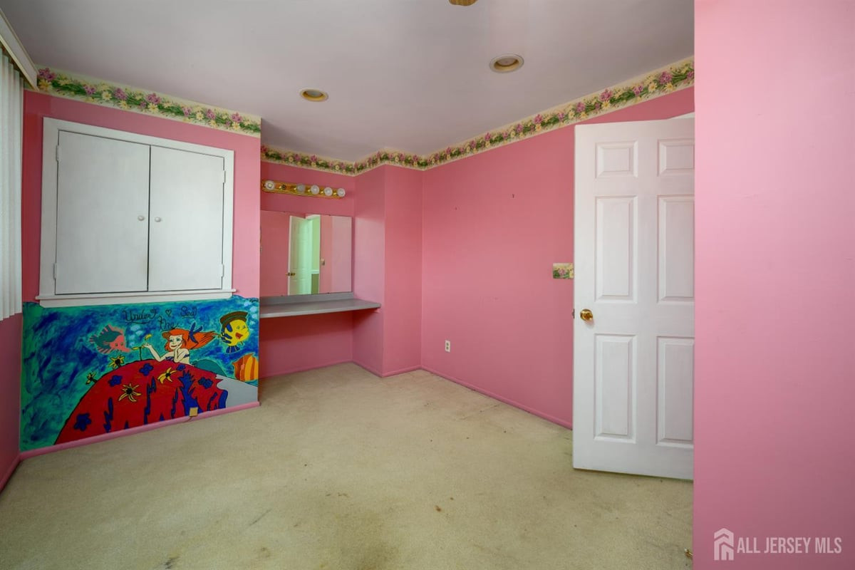 95 New Dover Avenue, Colonia, NJ, 07067 image 29